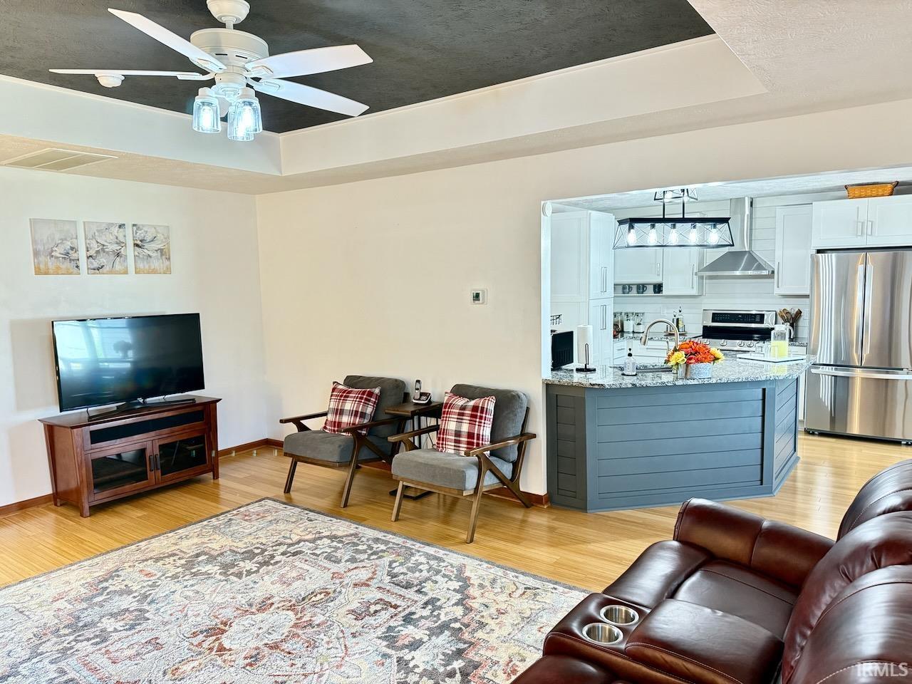 399 S Woodlawn Street