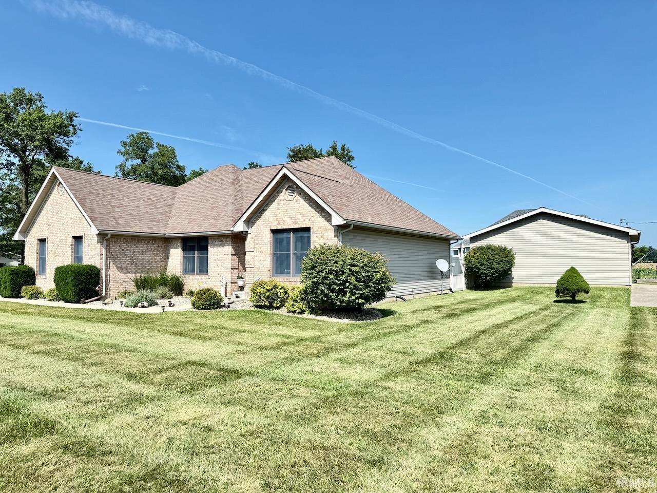 399 S Woodlawn Street