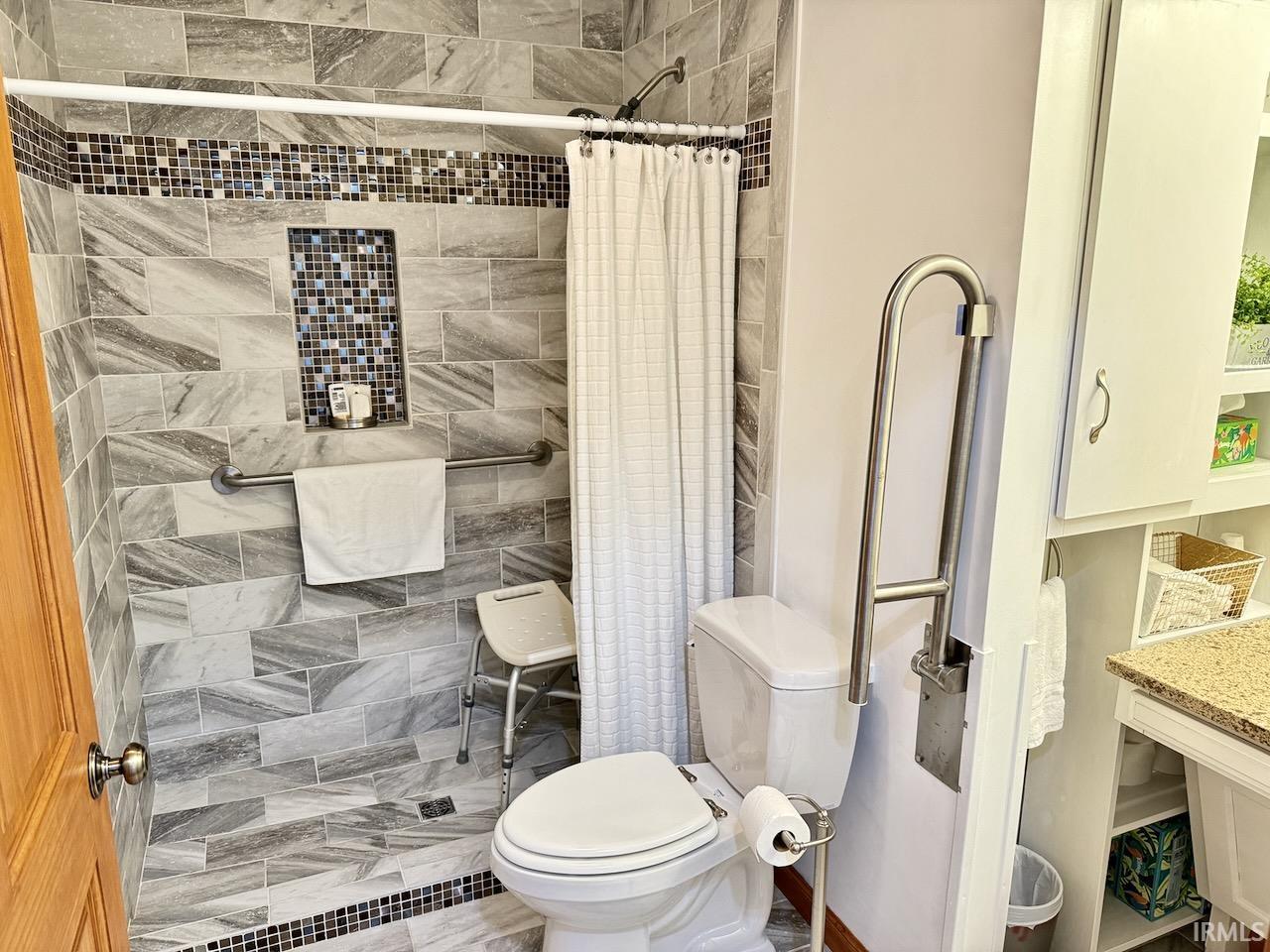 399 S Woodlawn Street