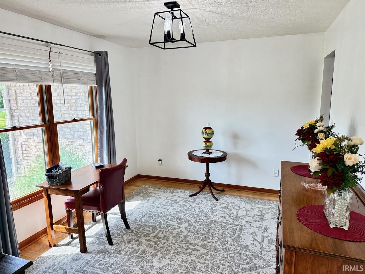 399 S Woodlawn Street