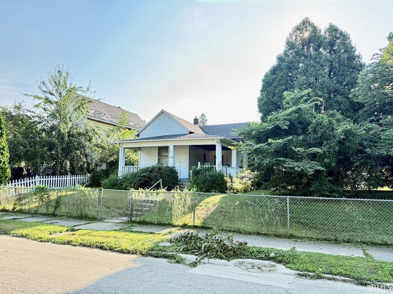 1724 Elm Street