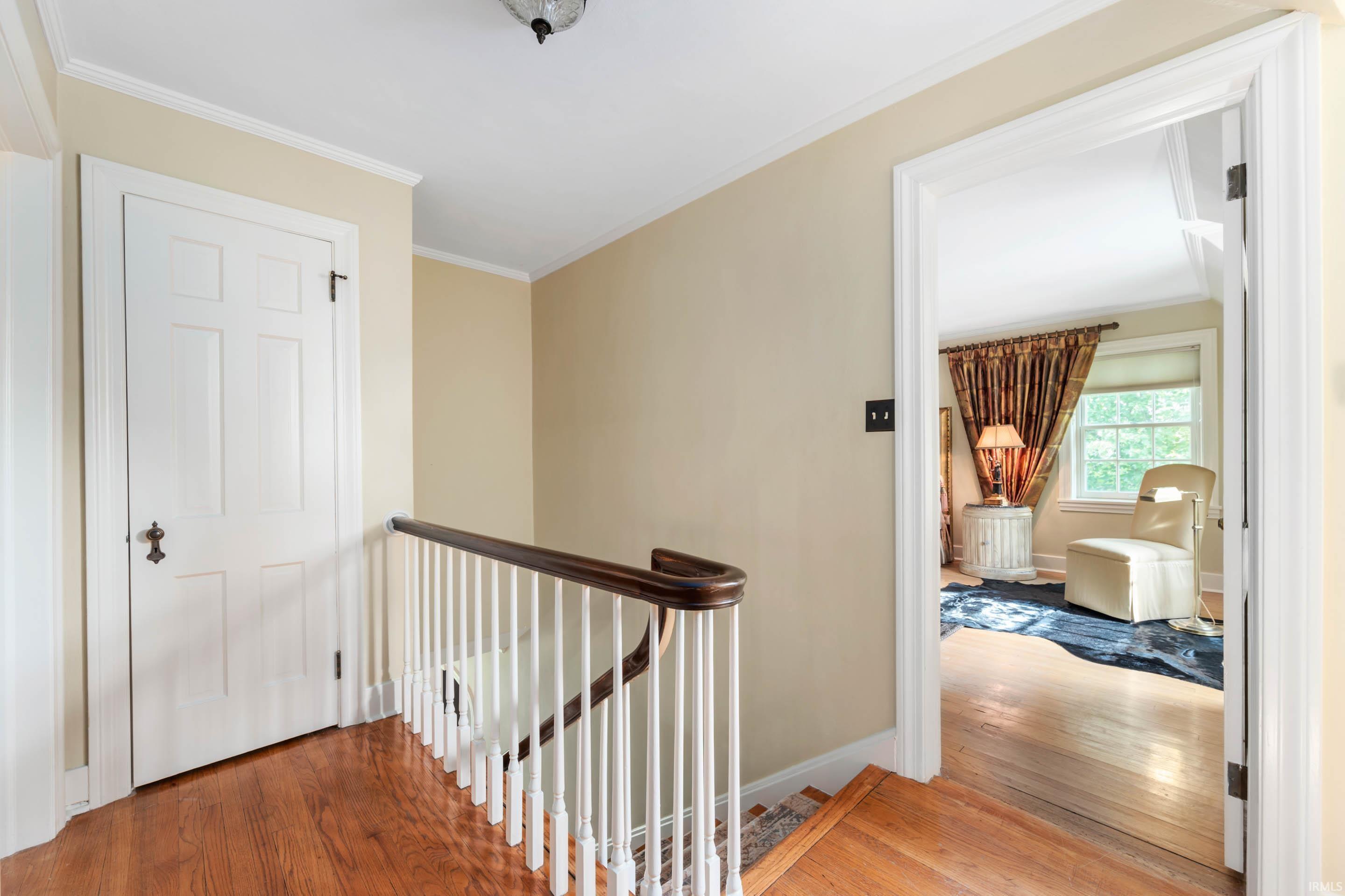 1004 N Meadow Lane