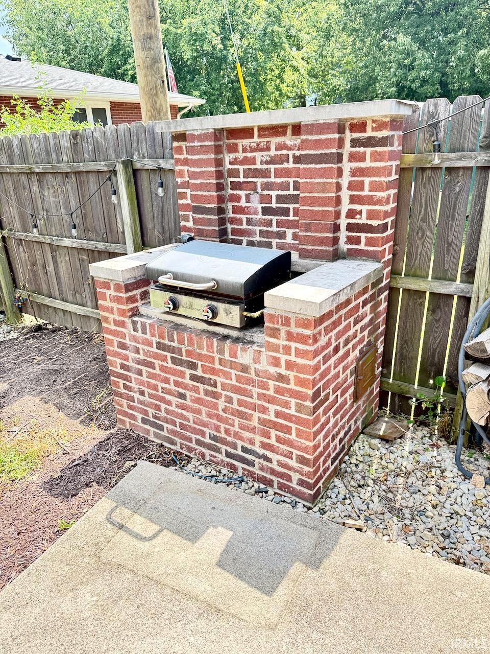 2409 W Barcelon Drive