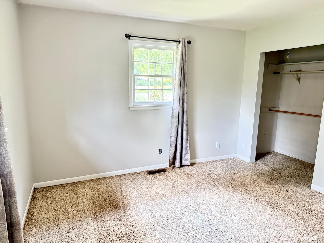 2409 W Barcelon Drive