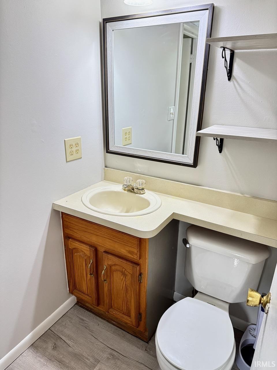 2409 W Barcelon Drive