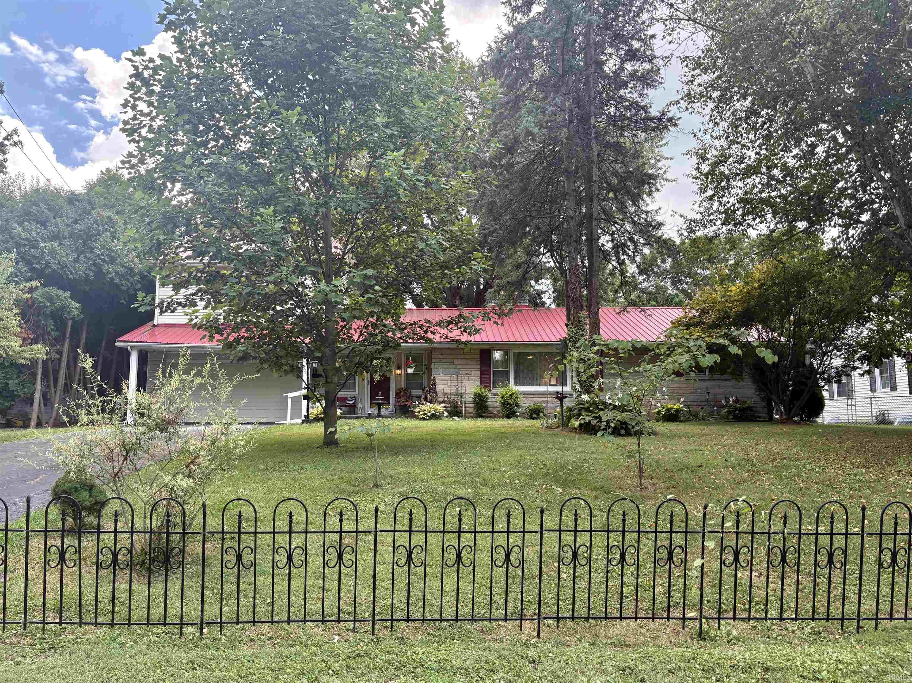 920 E Front Street