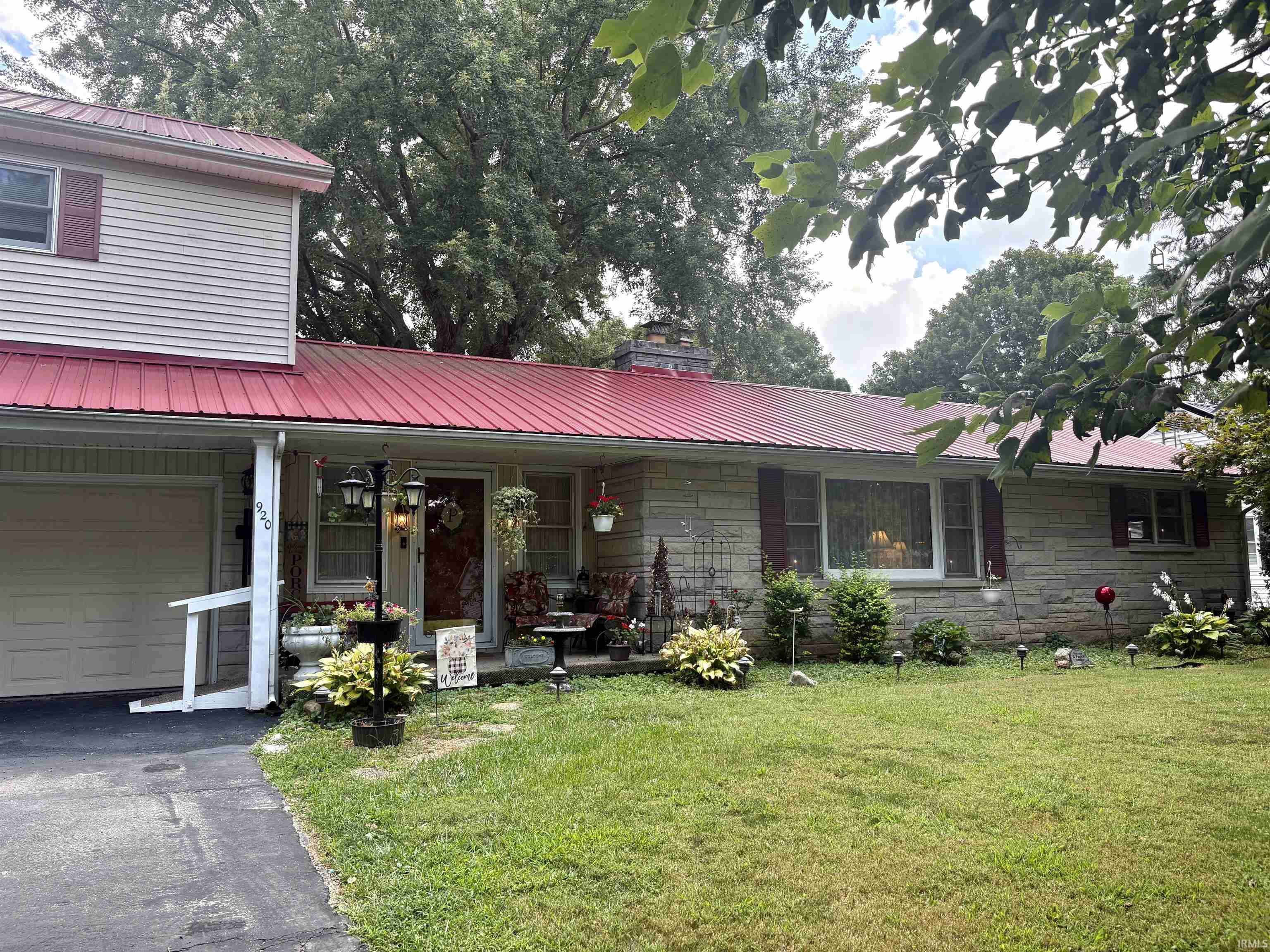 920 E Front Street