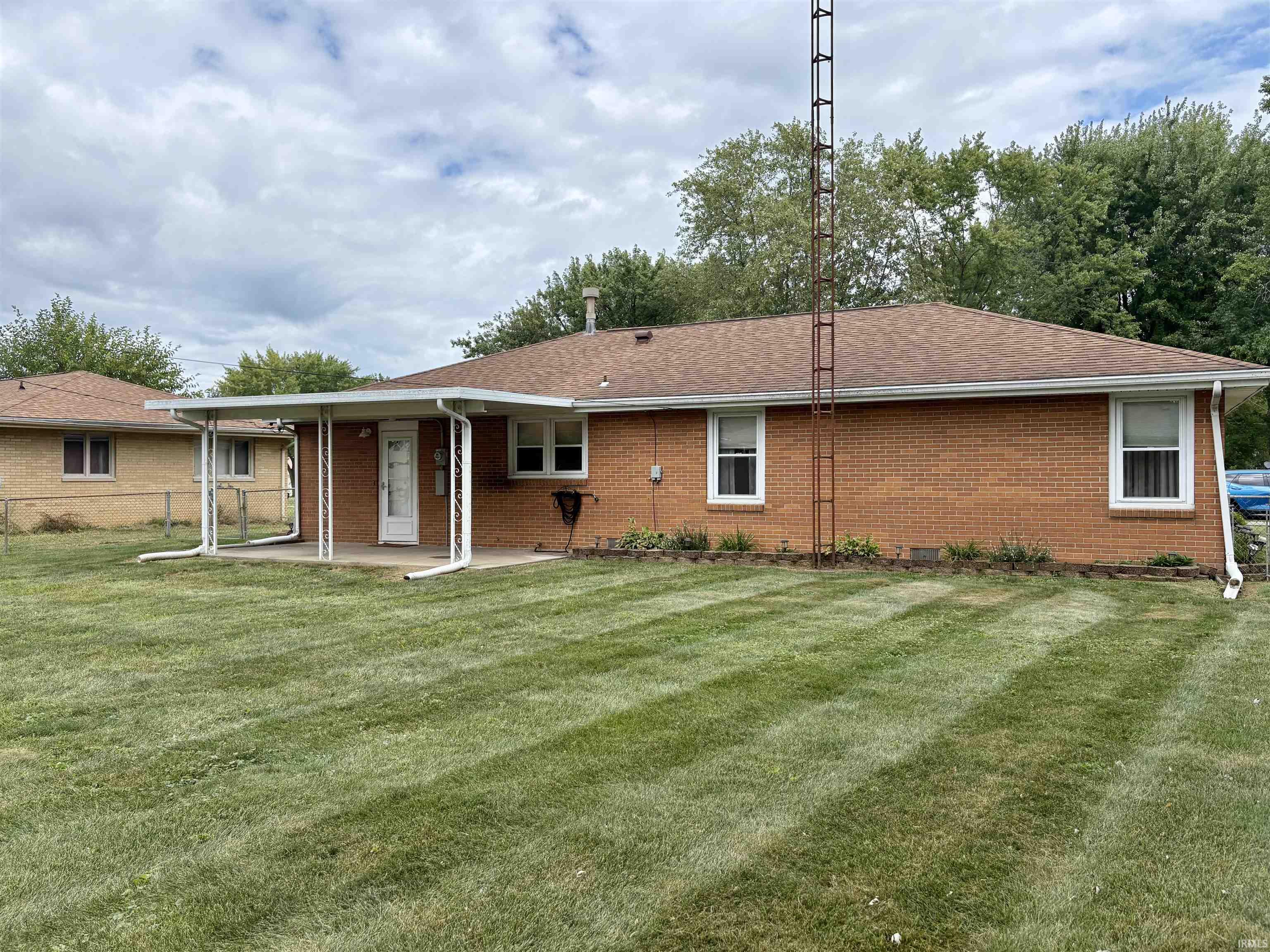 1919 S Arlington Road