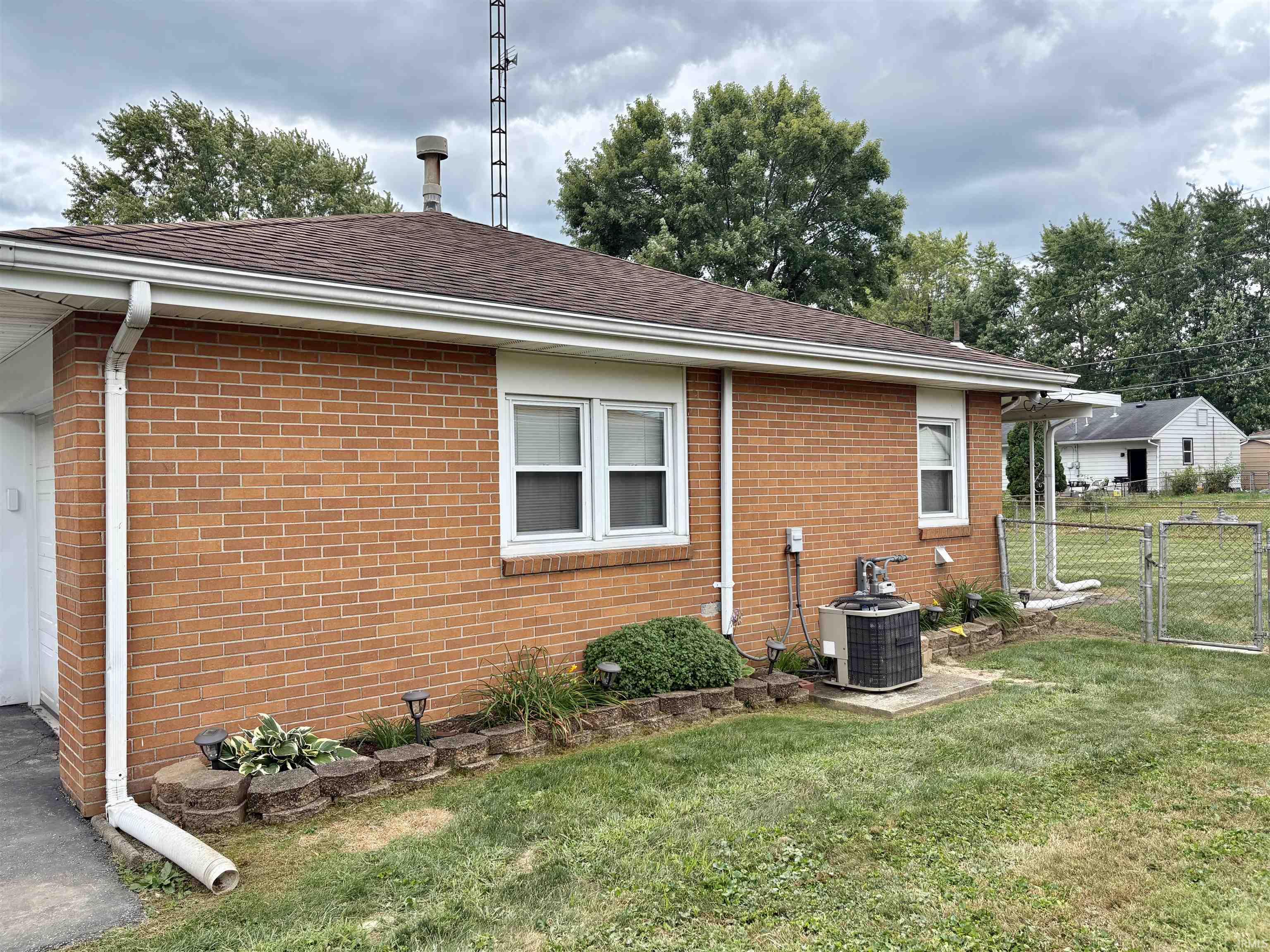 1919 S Arlington Road