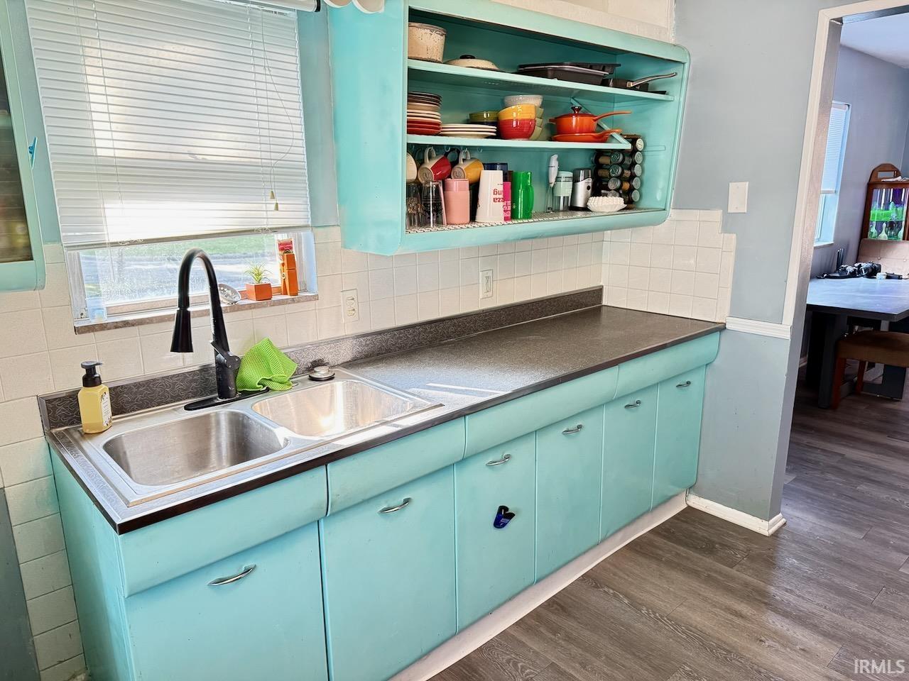 1401 W Glenn Ellyn Drive