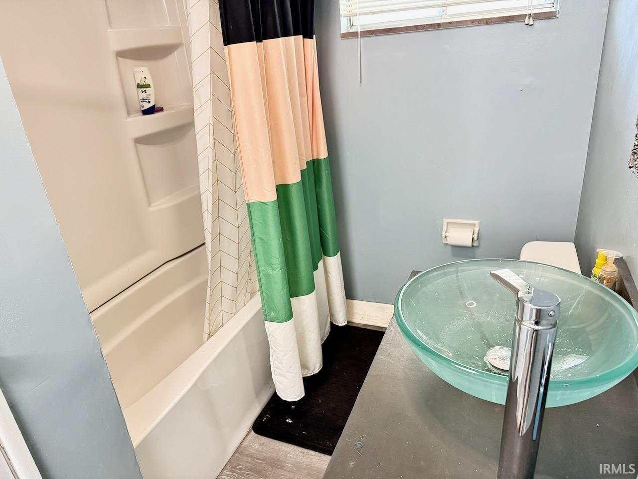 1401 W Glenn Ellyn Drive