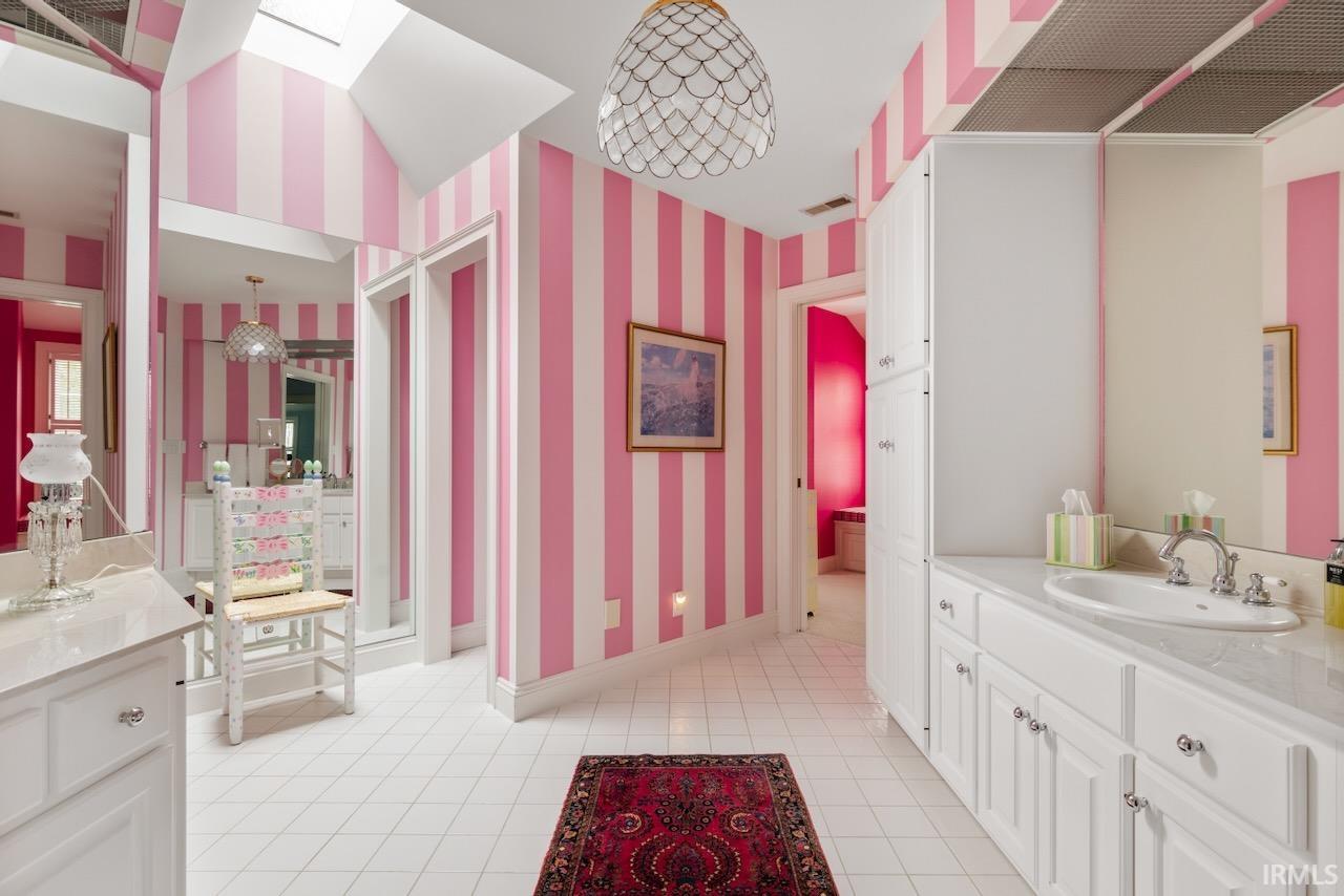 191 N Timber Ridge Court