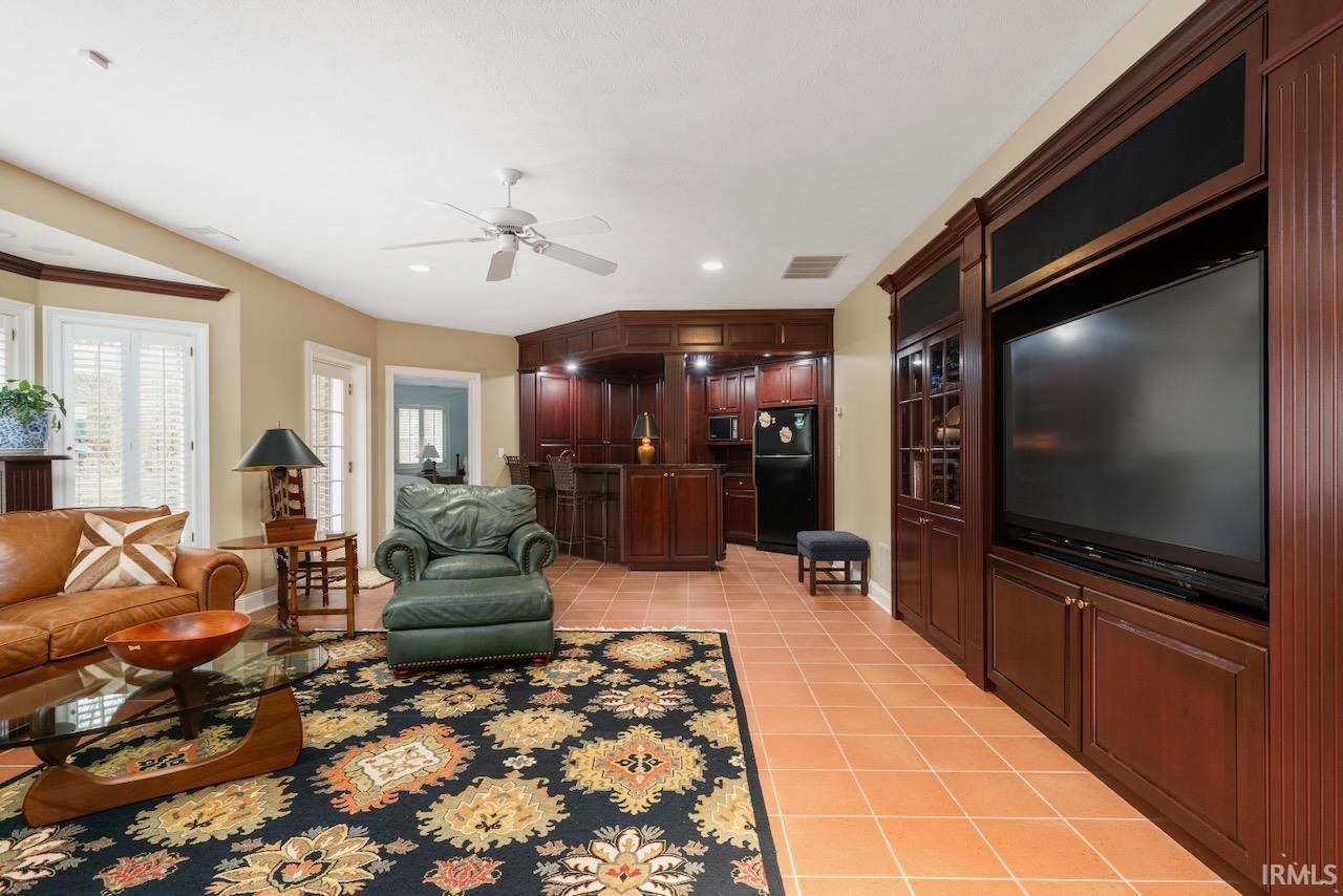 191 N Timber Ridge Court