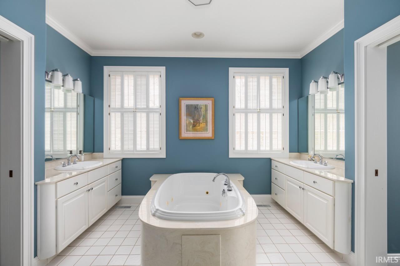 191 N Timber Ridge Court