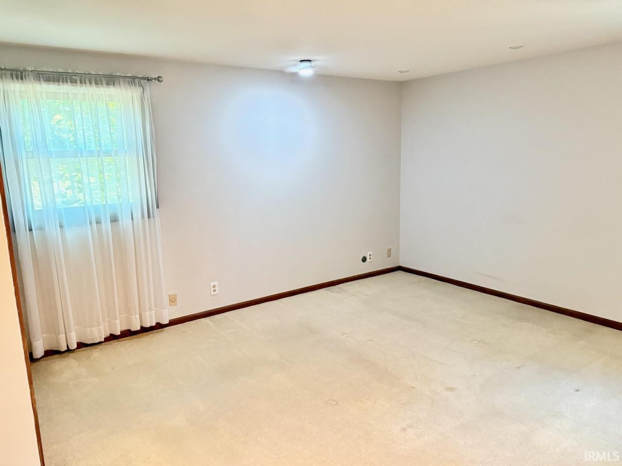 3505 W Pettigrew Drive