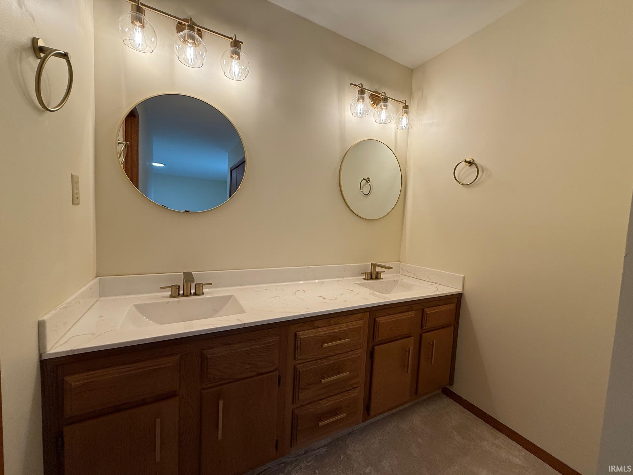 4405 W Sandpiper Drive