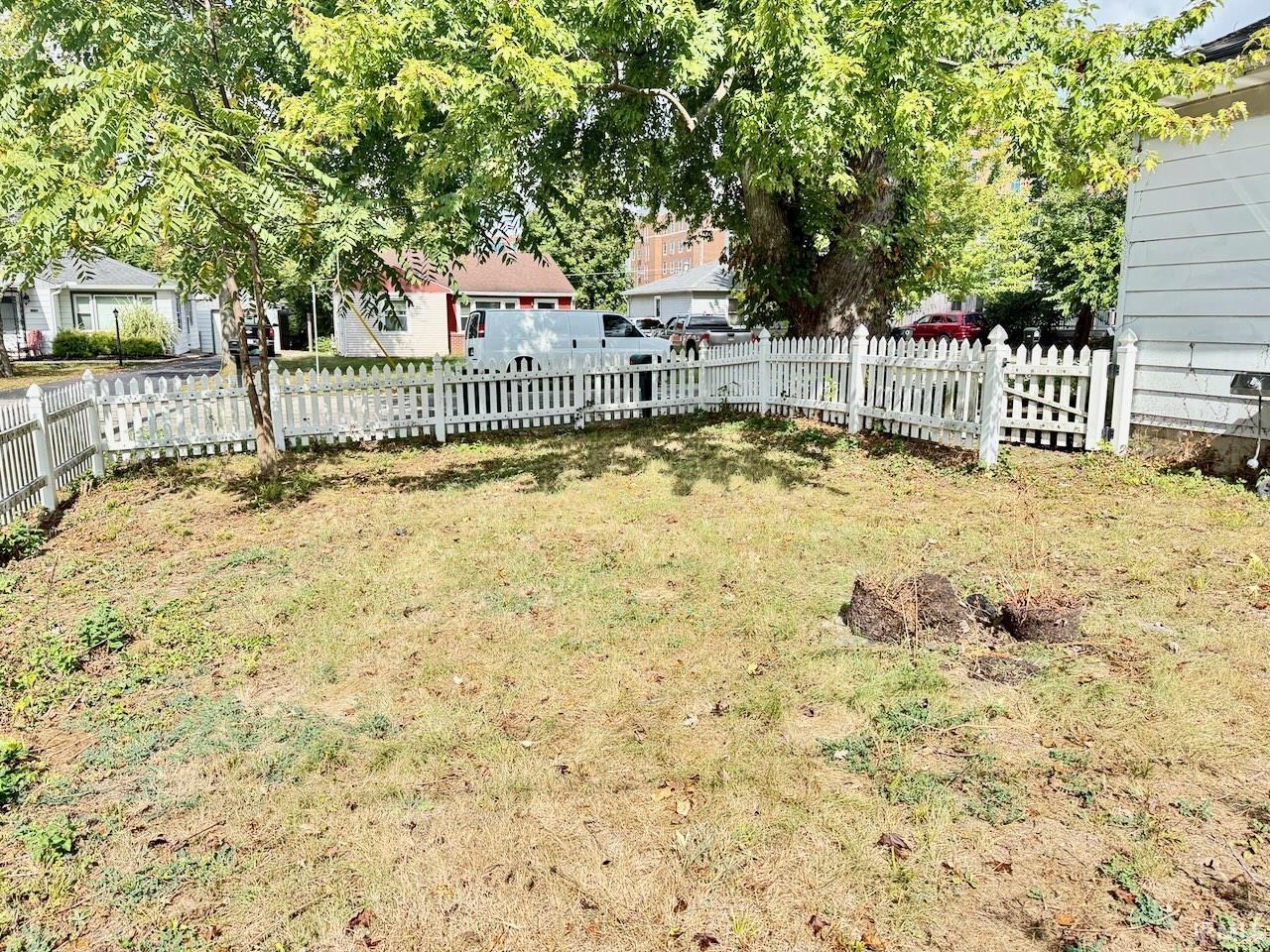 2201 W Euclid Avenue