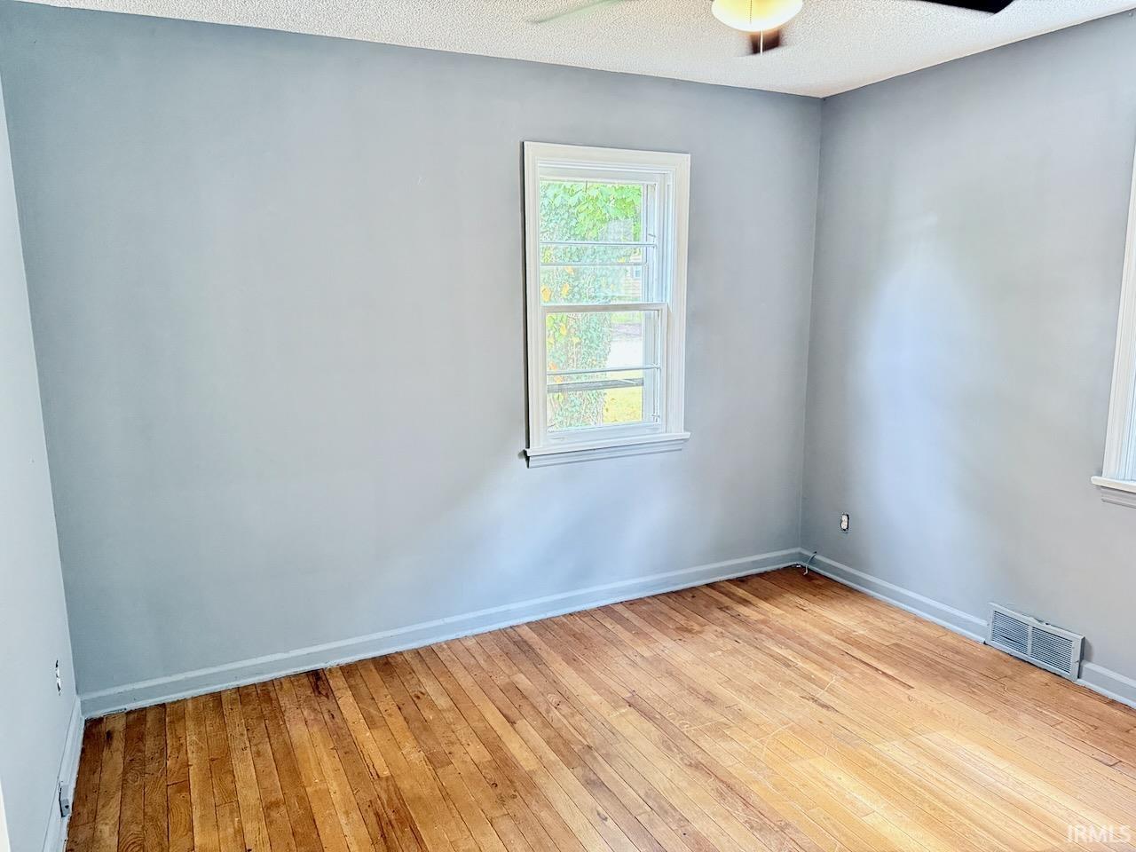 2201 W Euclid Avenue