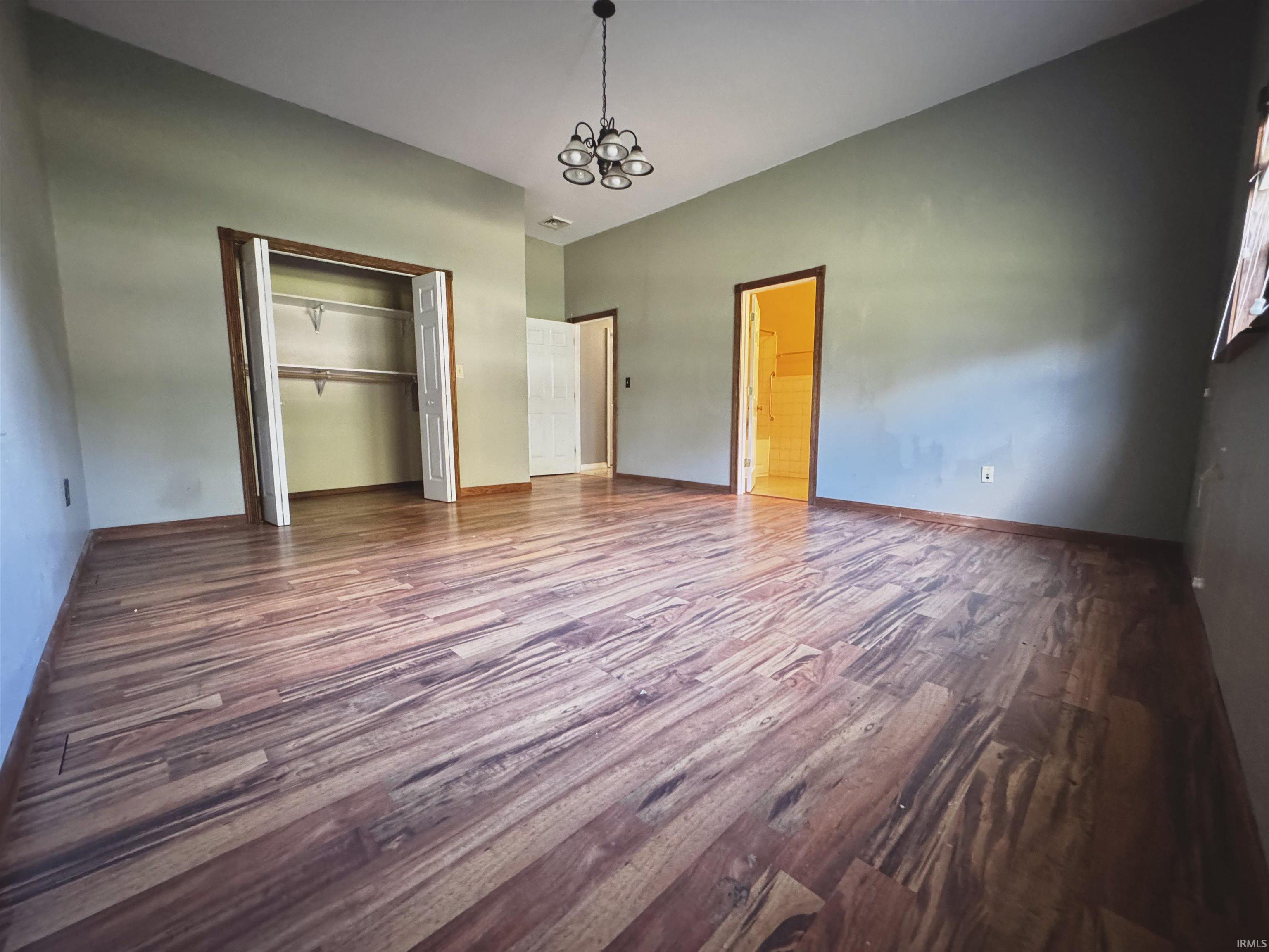 7100 N Wheeling Avenue