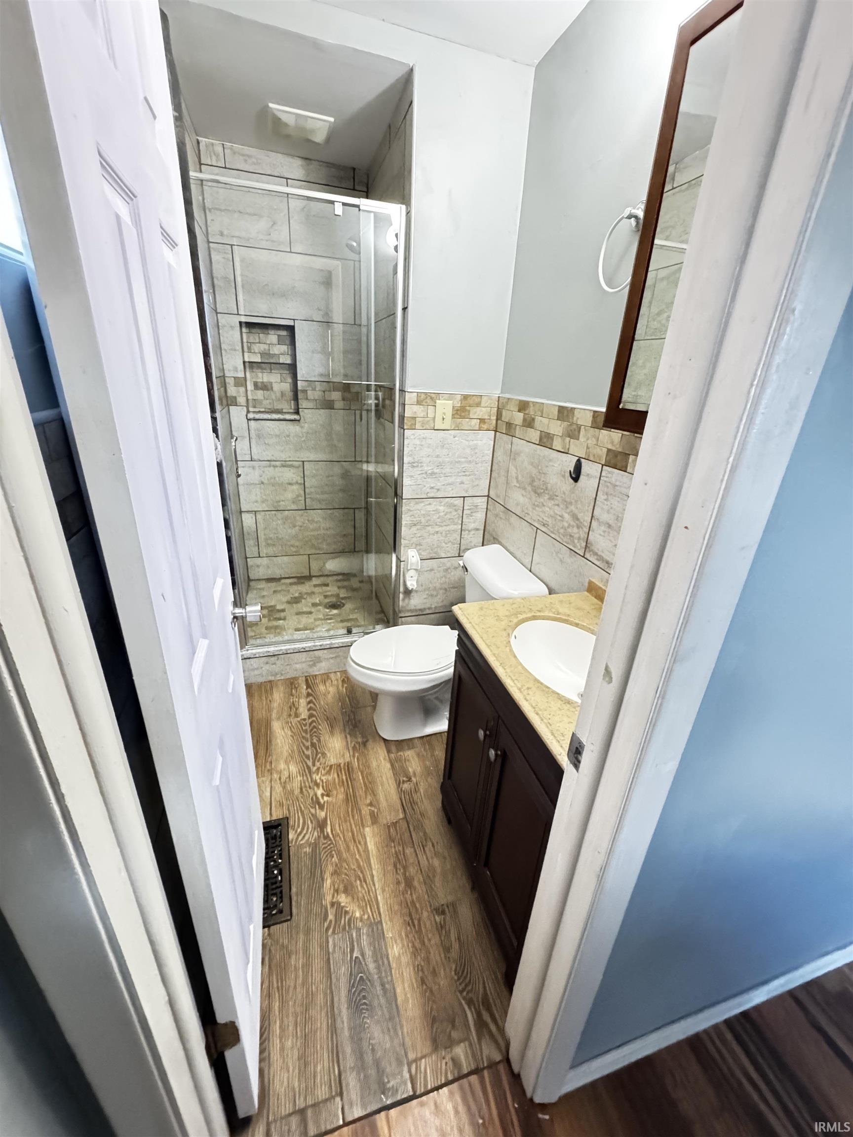 7100 N Wheeling Avenue