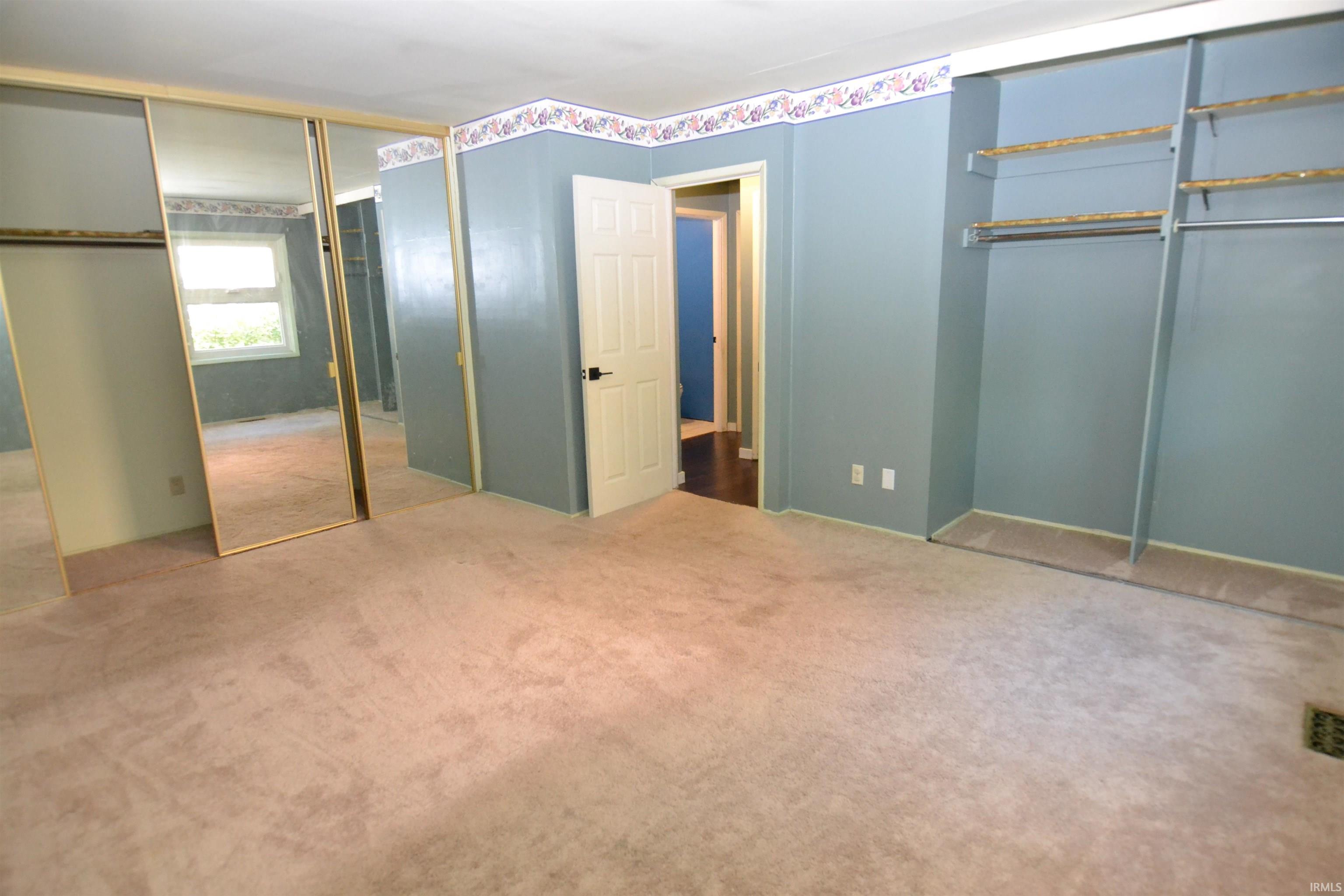 115 N Bittersweet Lane