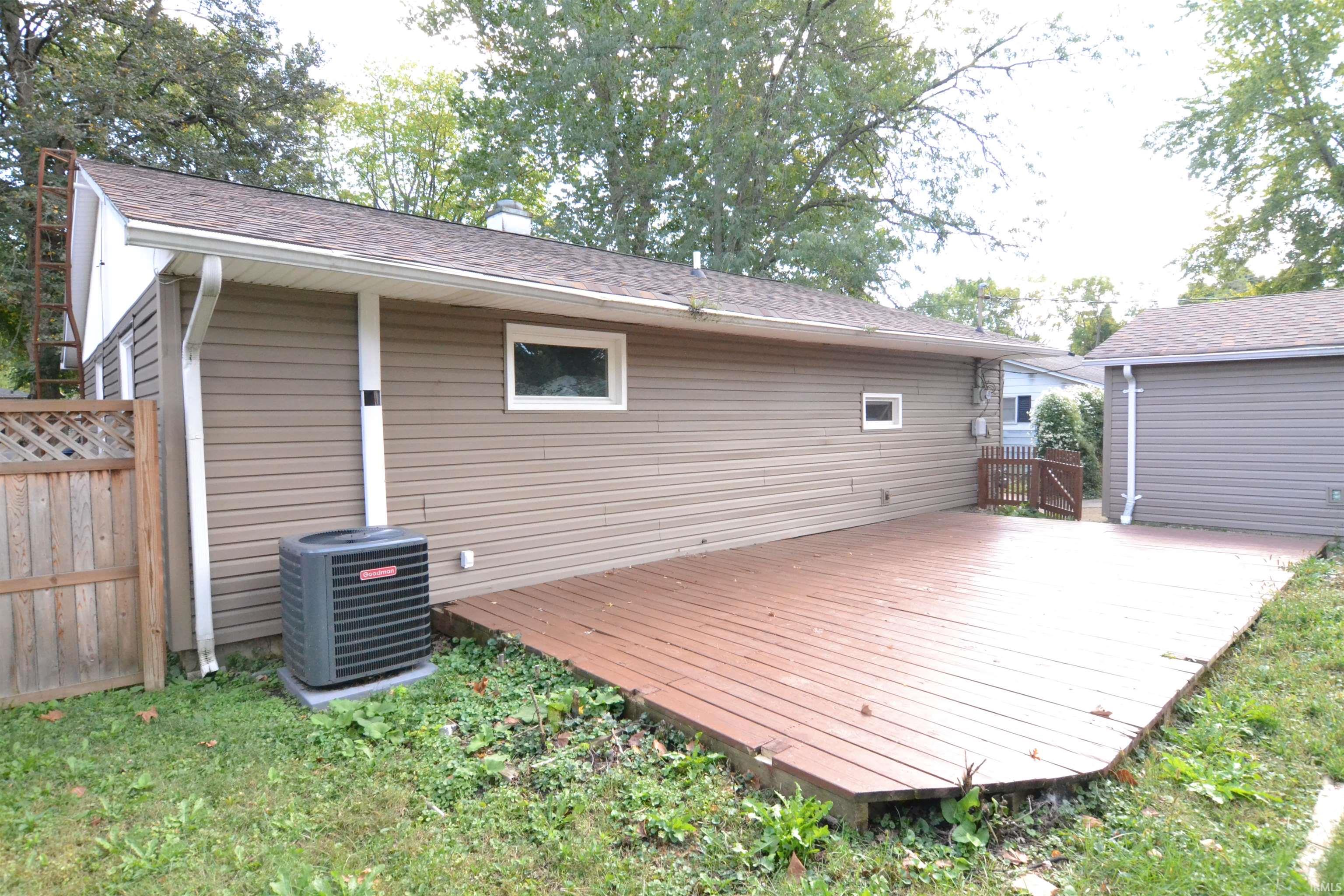 115 N Bittersweet Lane