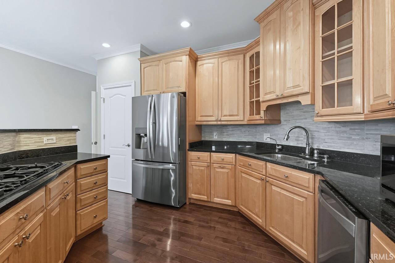 7105 W St Andrews Avenue