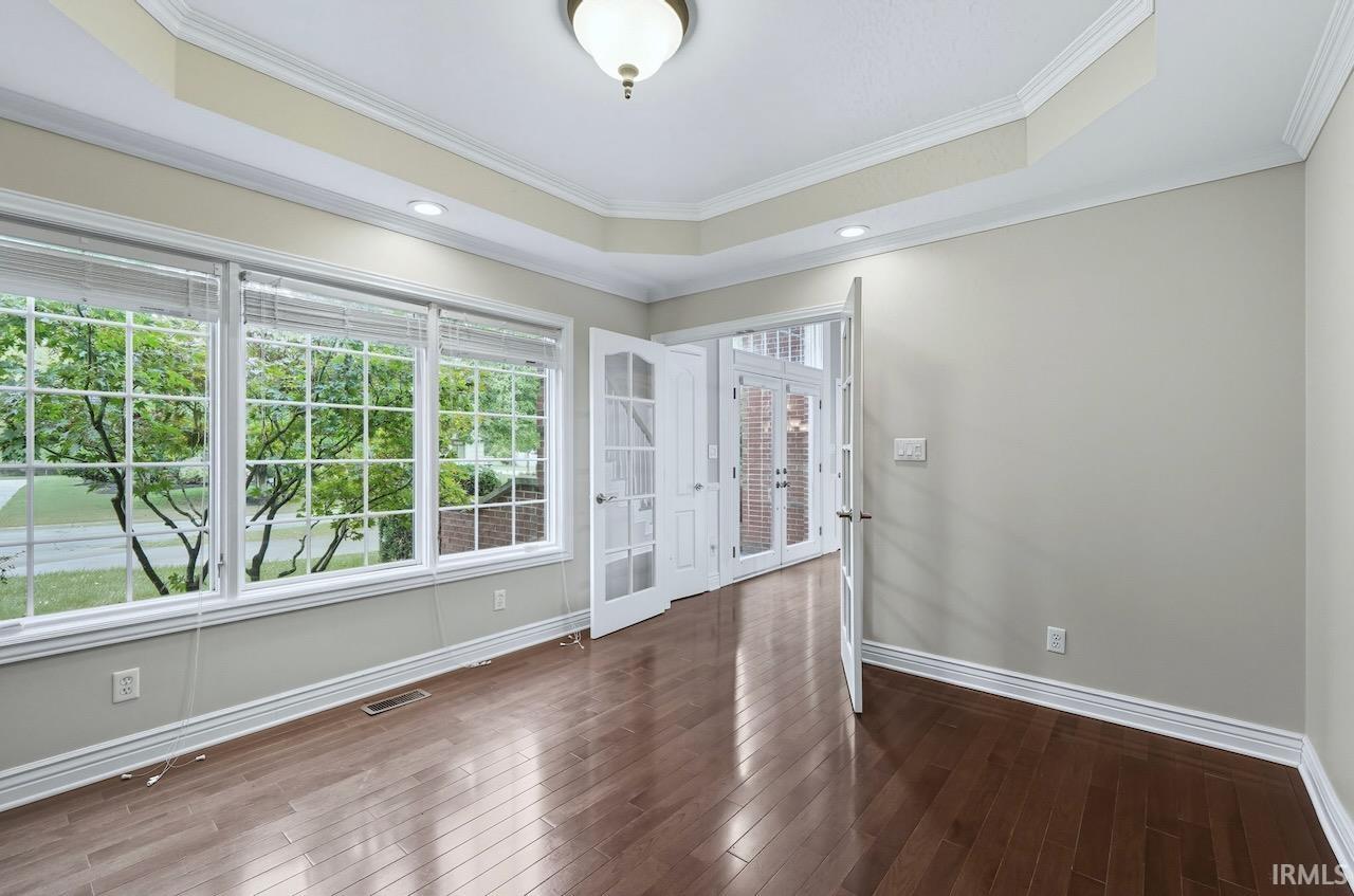 7105 W St Andrews Avenue