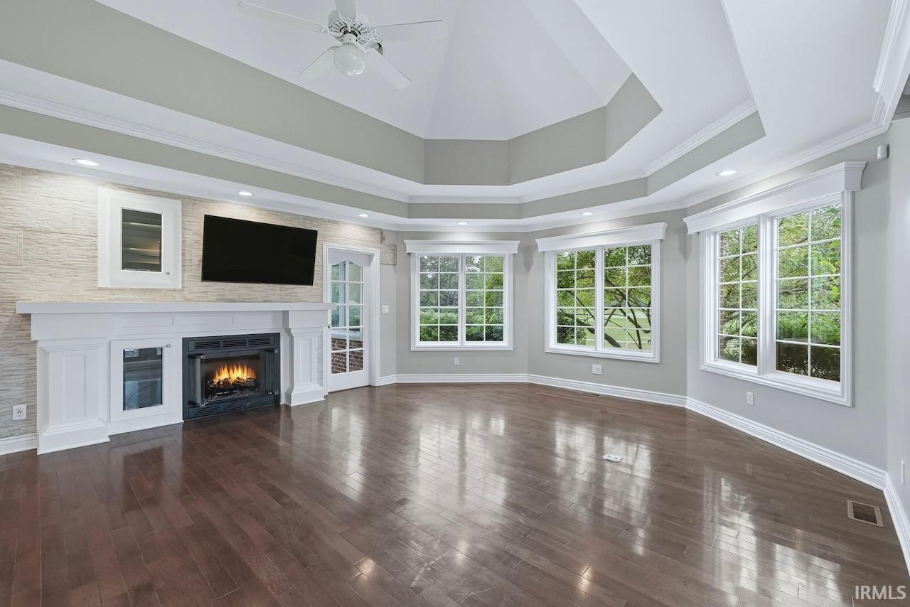 7105 W St Andrews Avenue