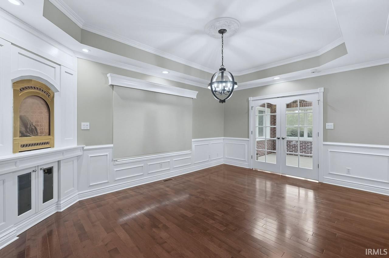 7105 W St Andrews Avenue