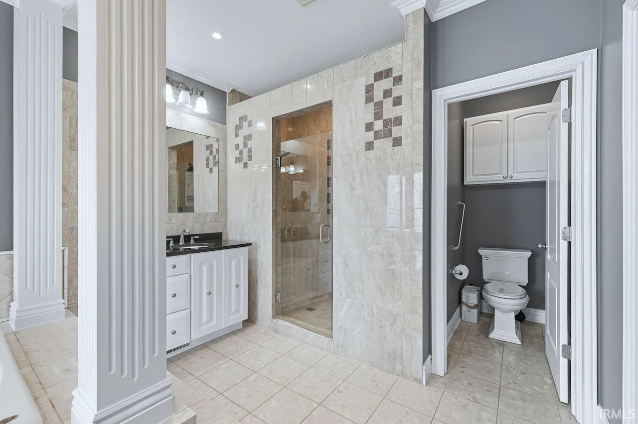 7105 W St Andrews Avenue