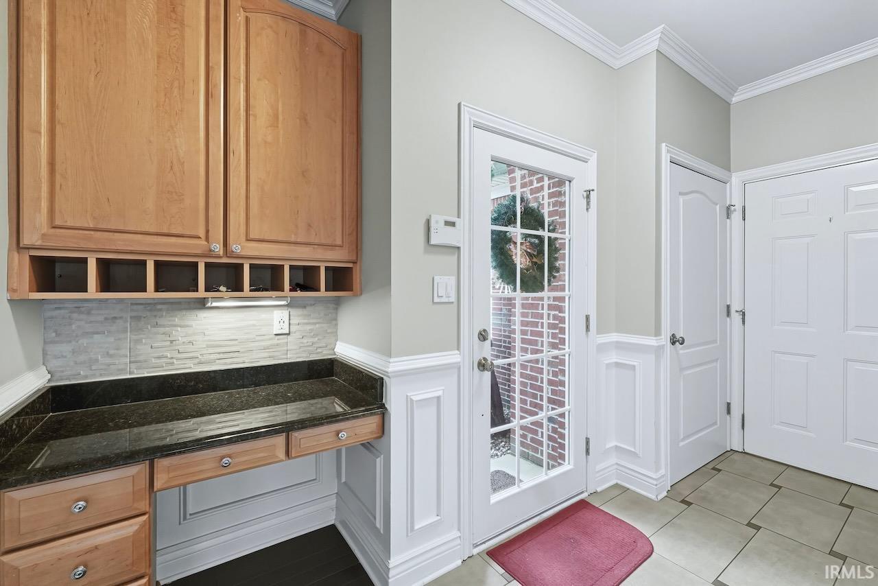 7105 W St Andrews Avenue