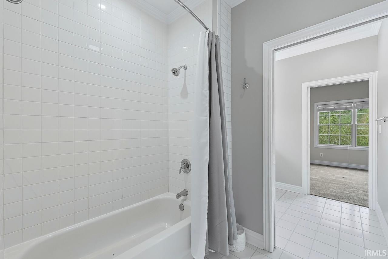 7105 W St Andrews Avenue