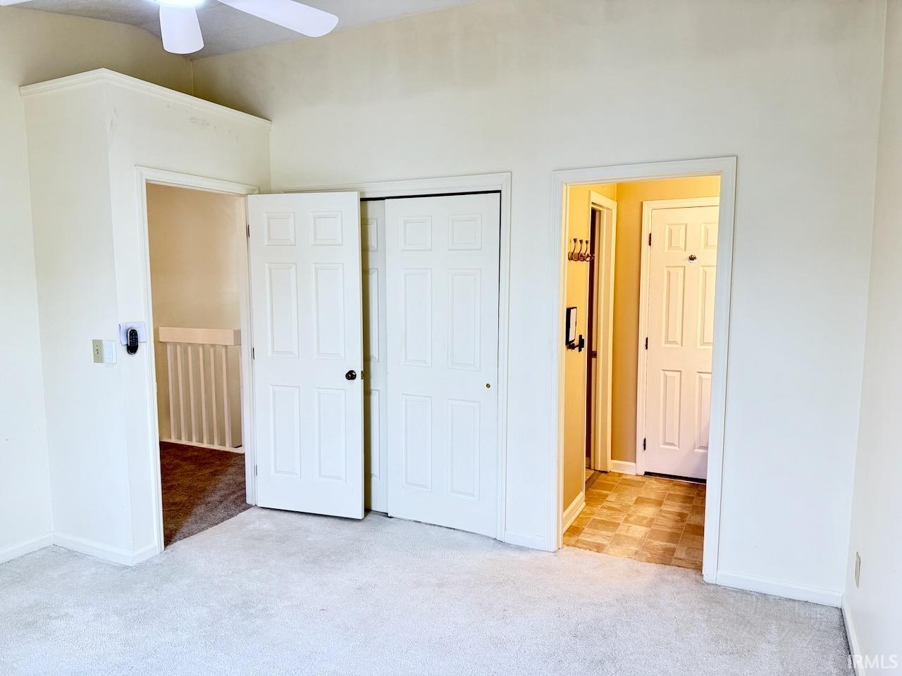 3736 N Lakeside Drive