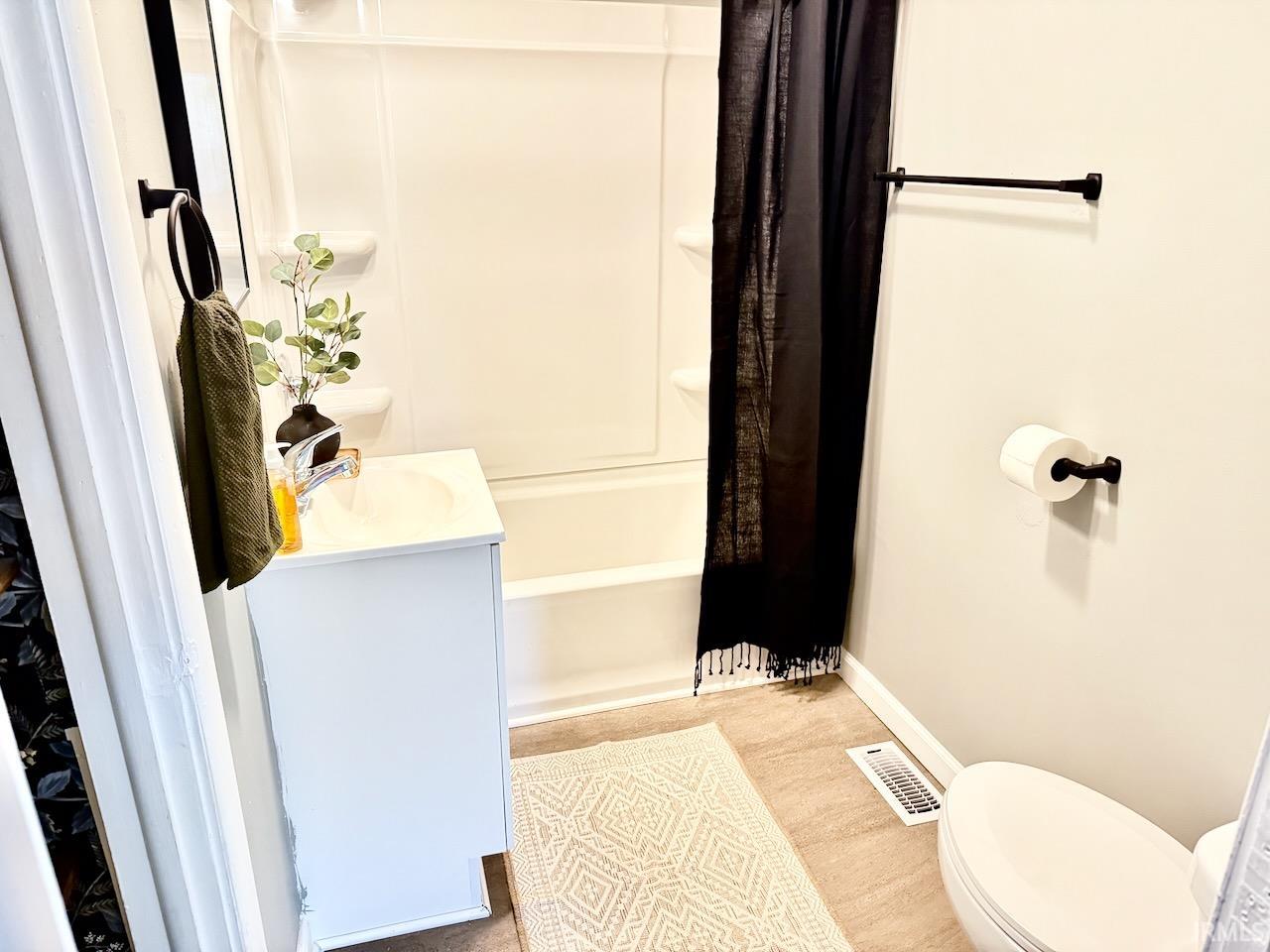 9204 E Miller Street