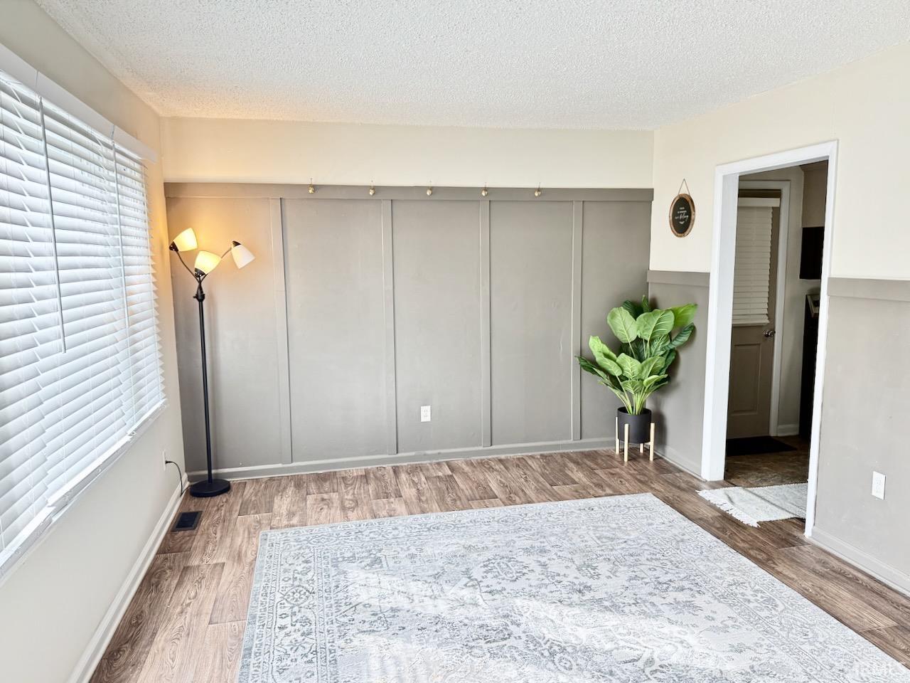 9204 E Miller Street