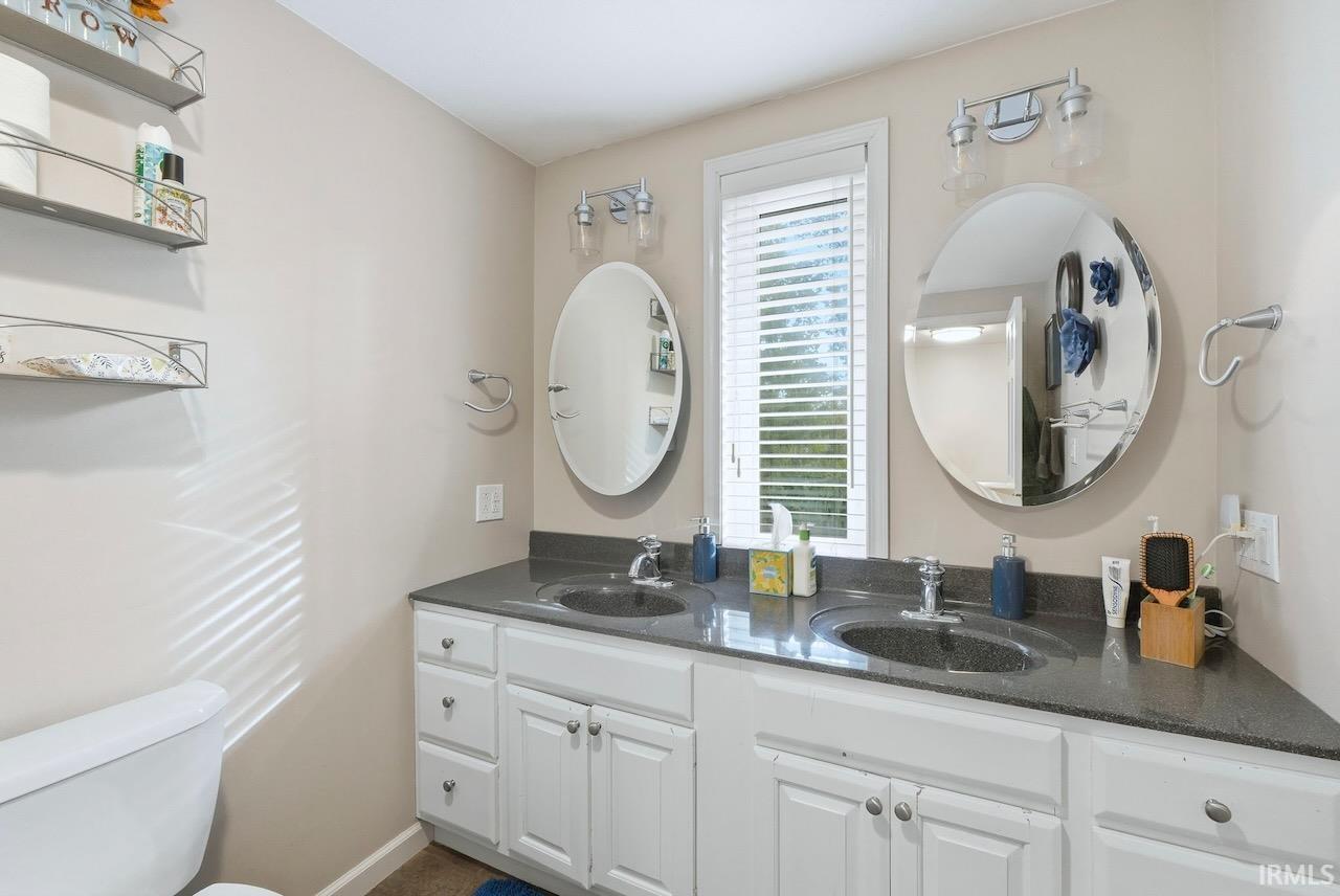 1616 W White River Boulevard