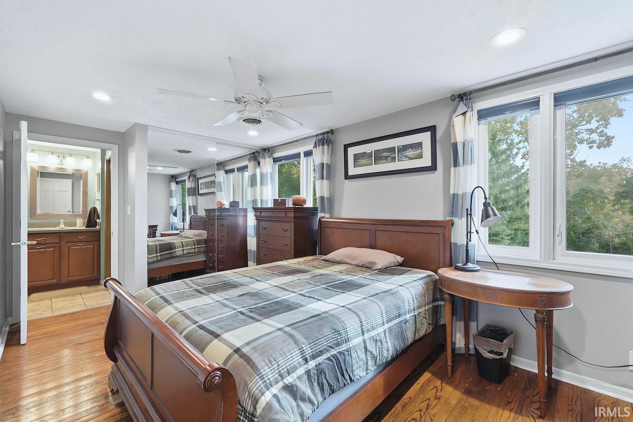 1616 W White River Boulevard