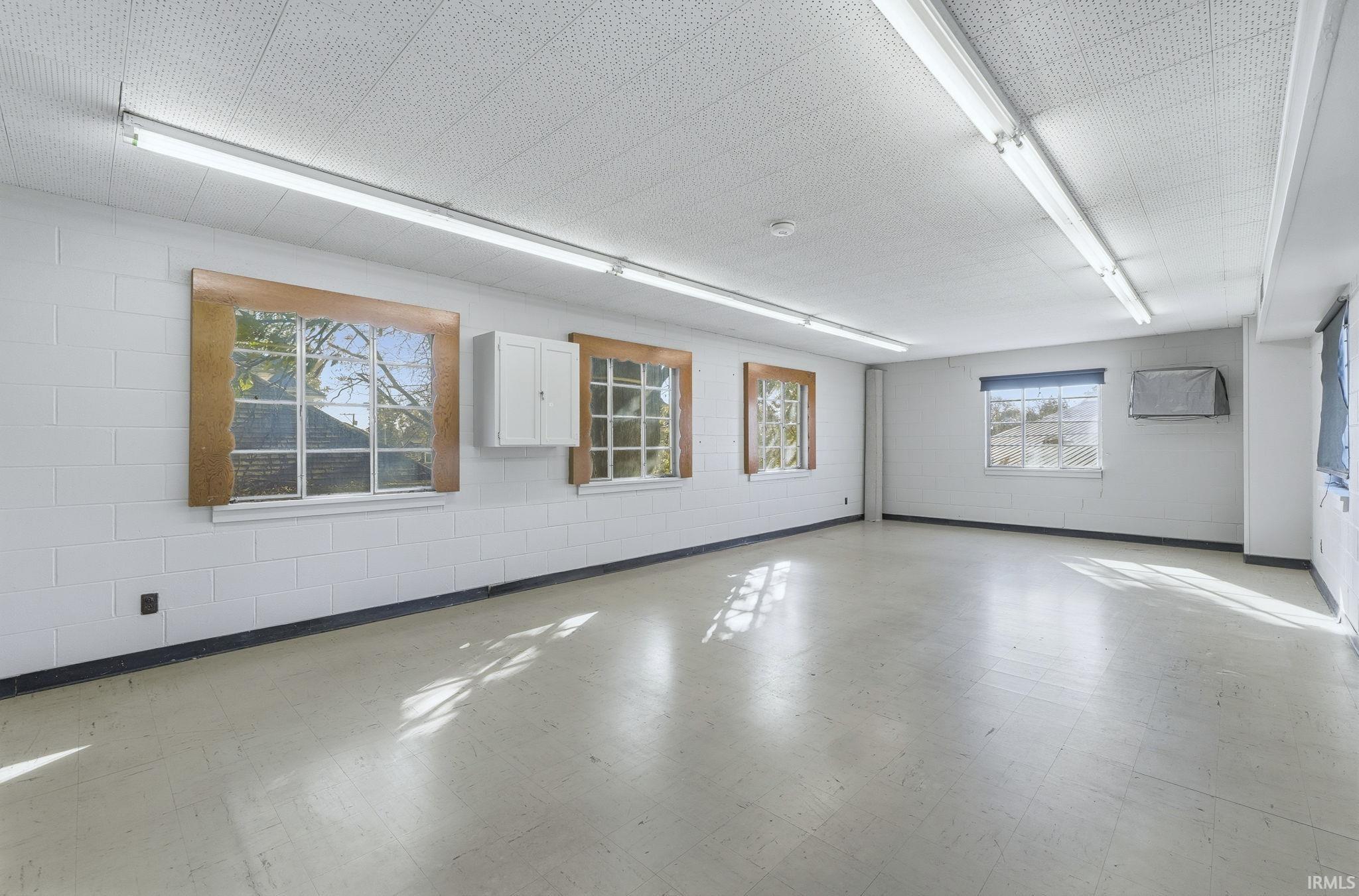 607 E Charles Street