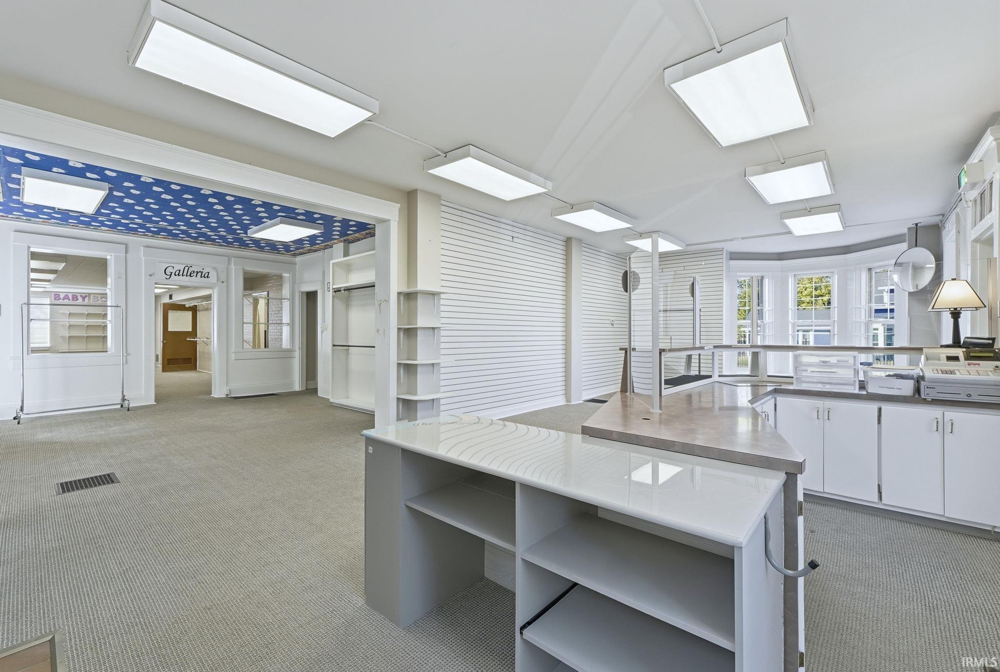 607 E Charles Street