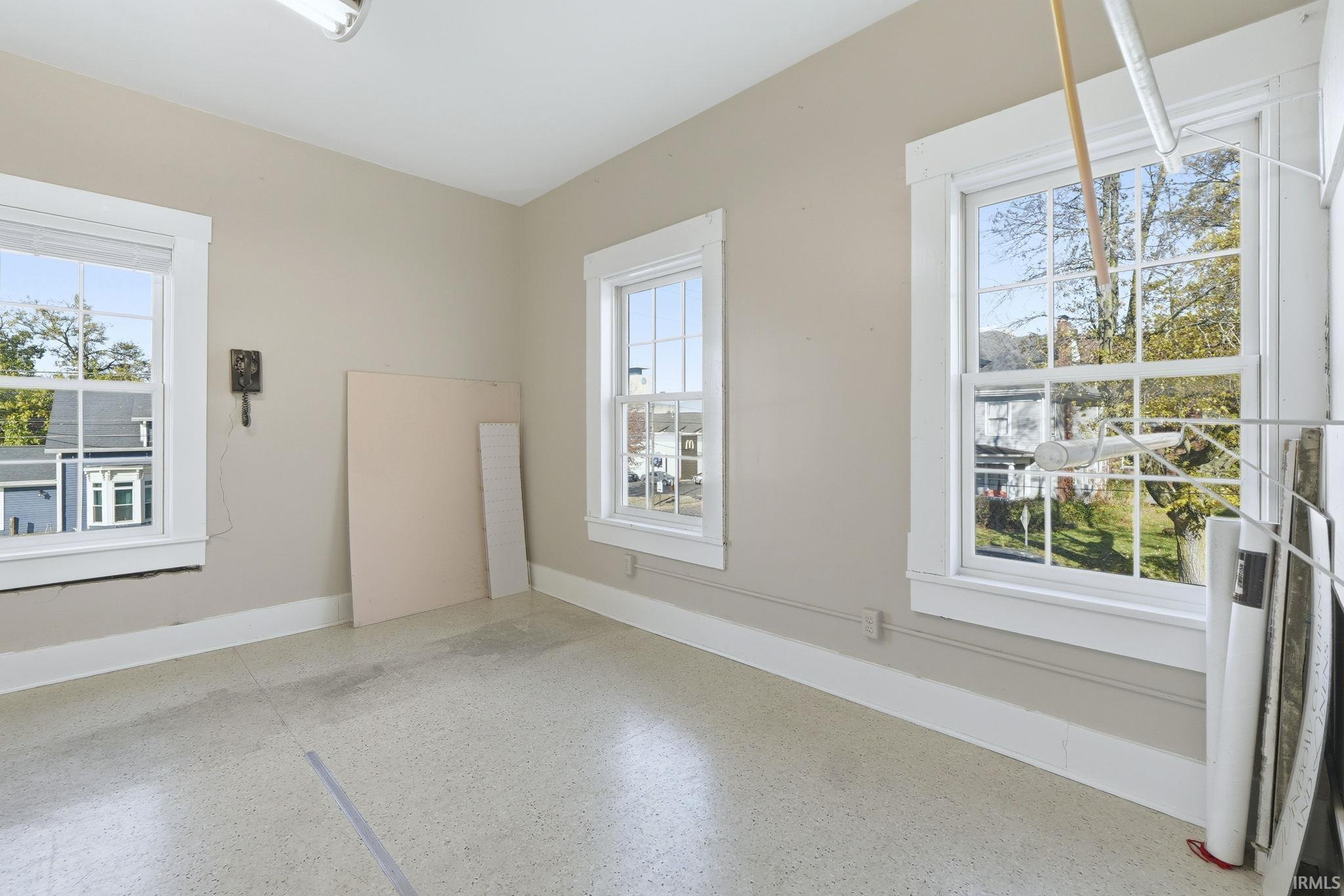 607 E Charles Street