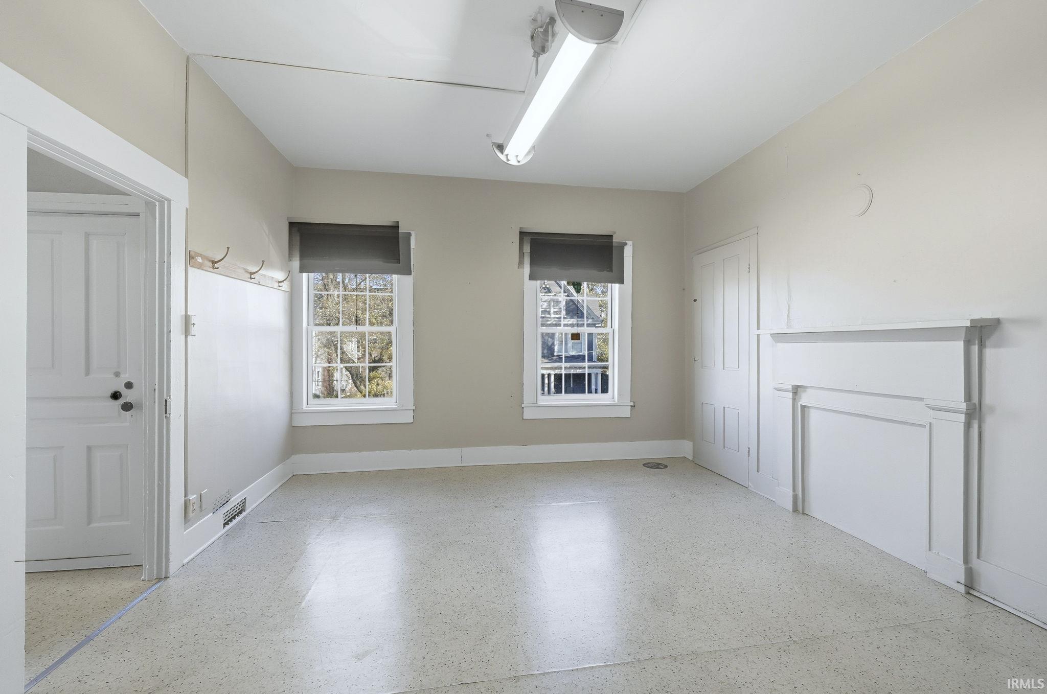 607 E Charles Street