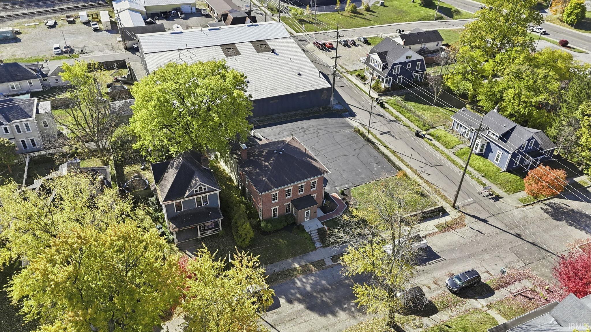 607 E Charles Street