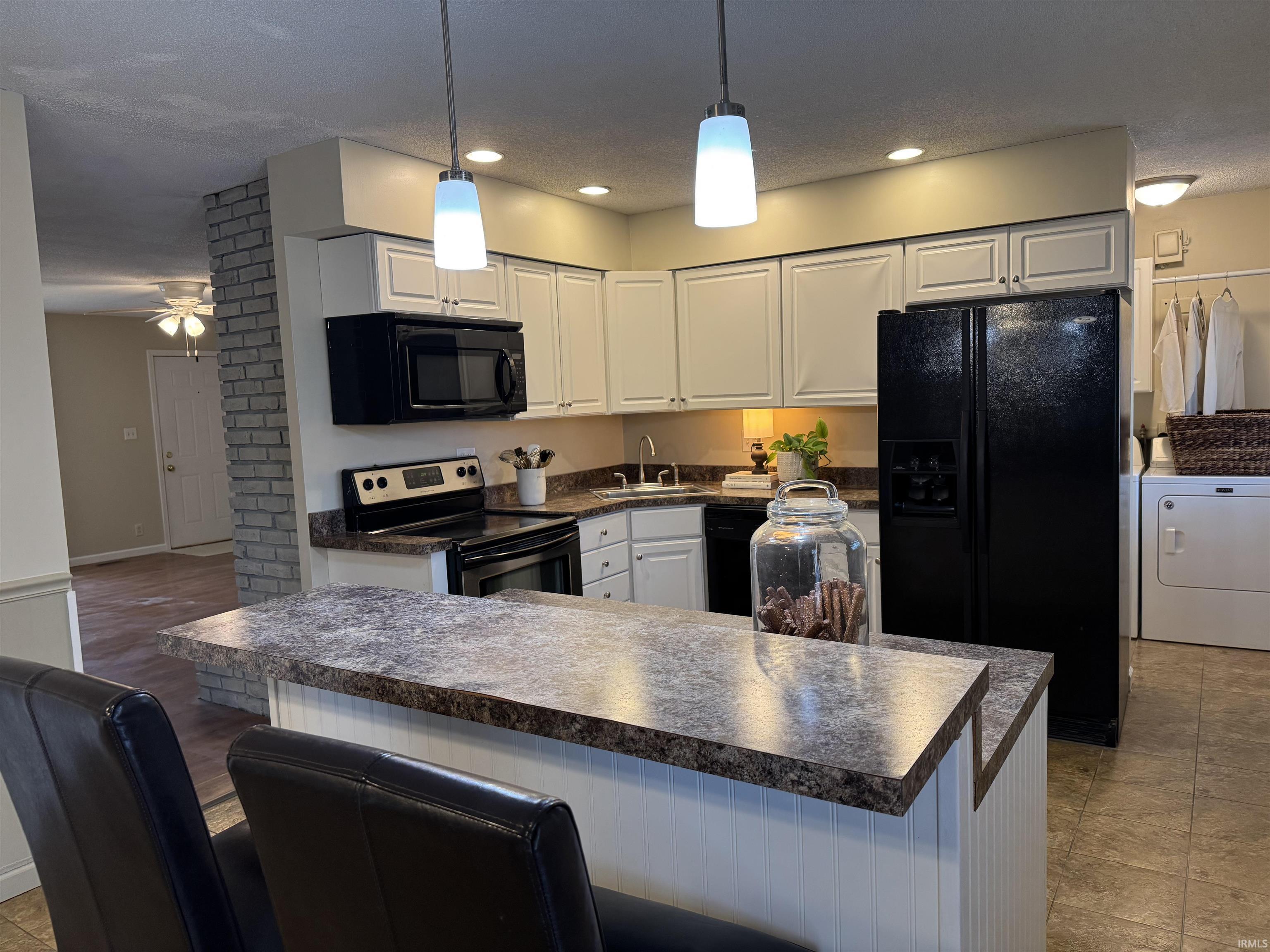 2729 N Winston Drive