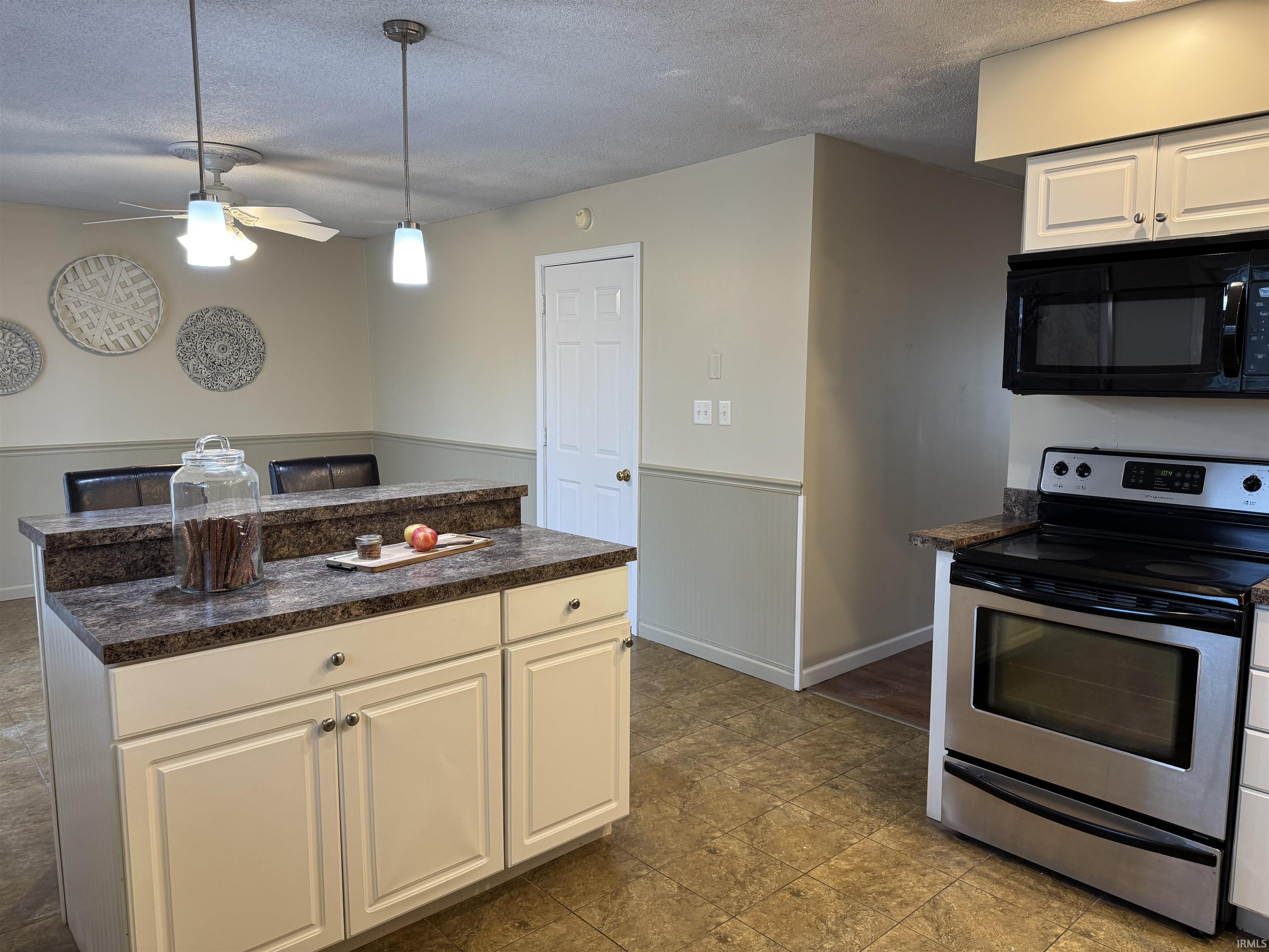 2729 N Winston Drive