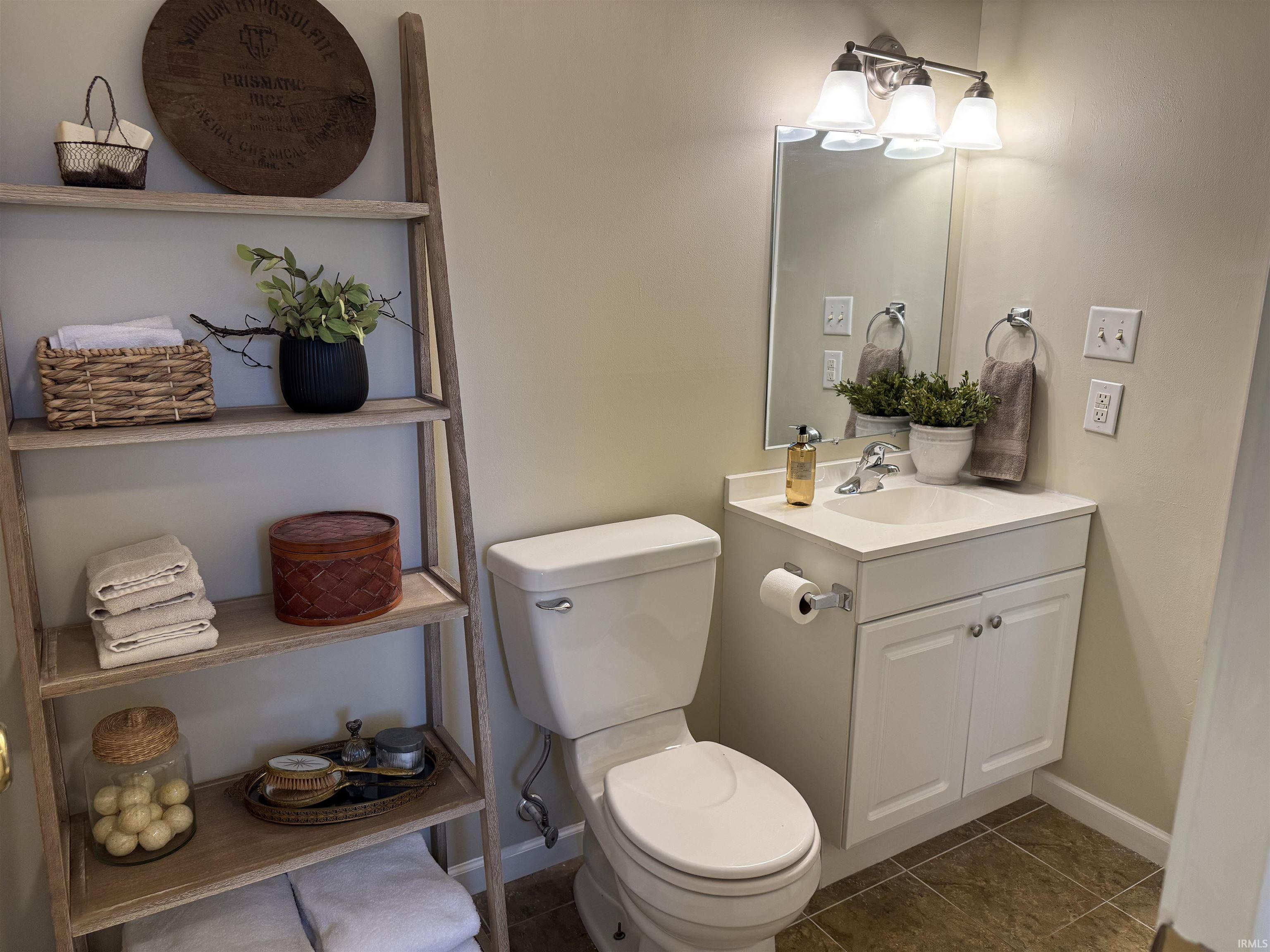 2729 N Winston Drive