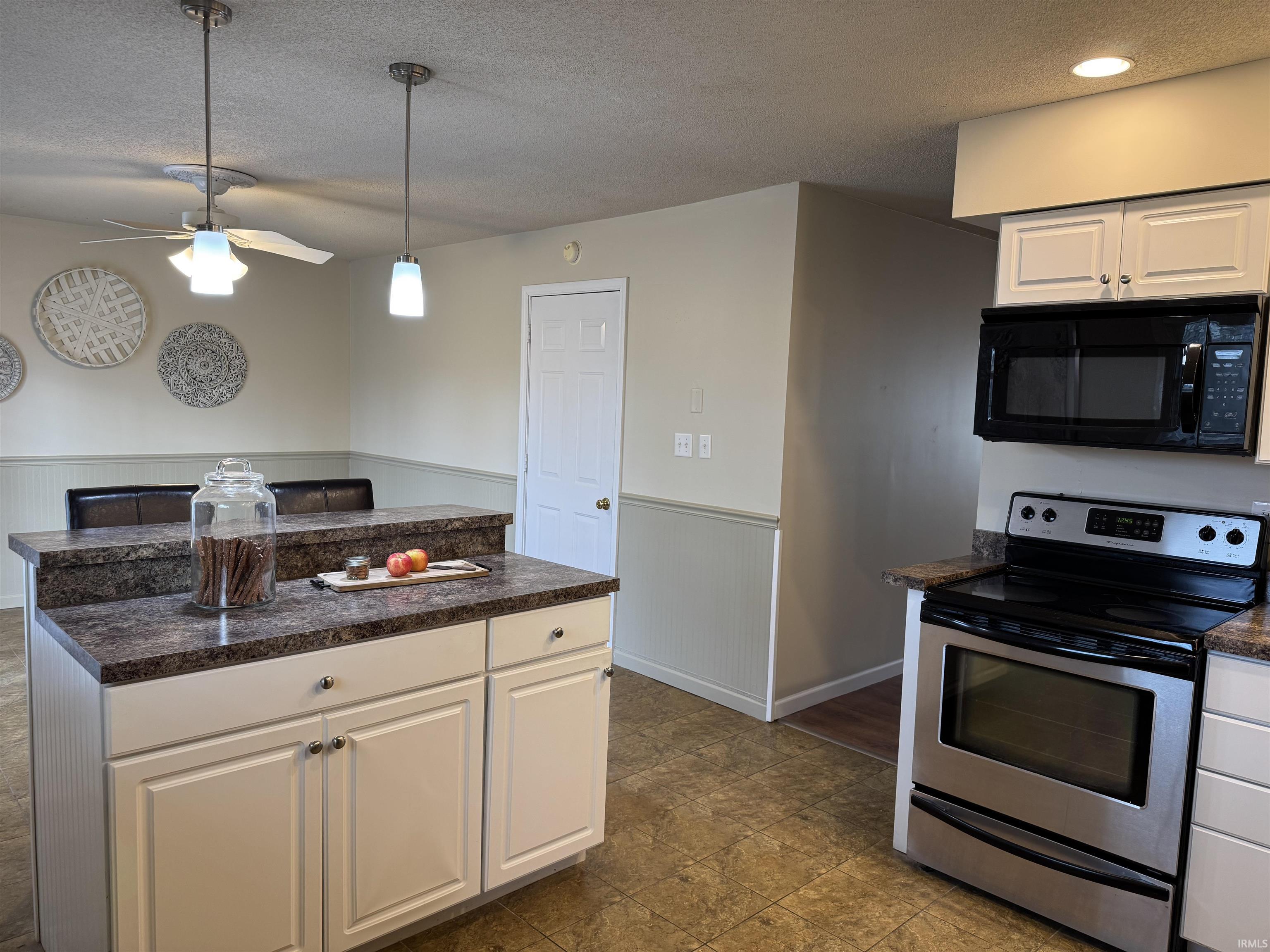 2729 N Winston Drive