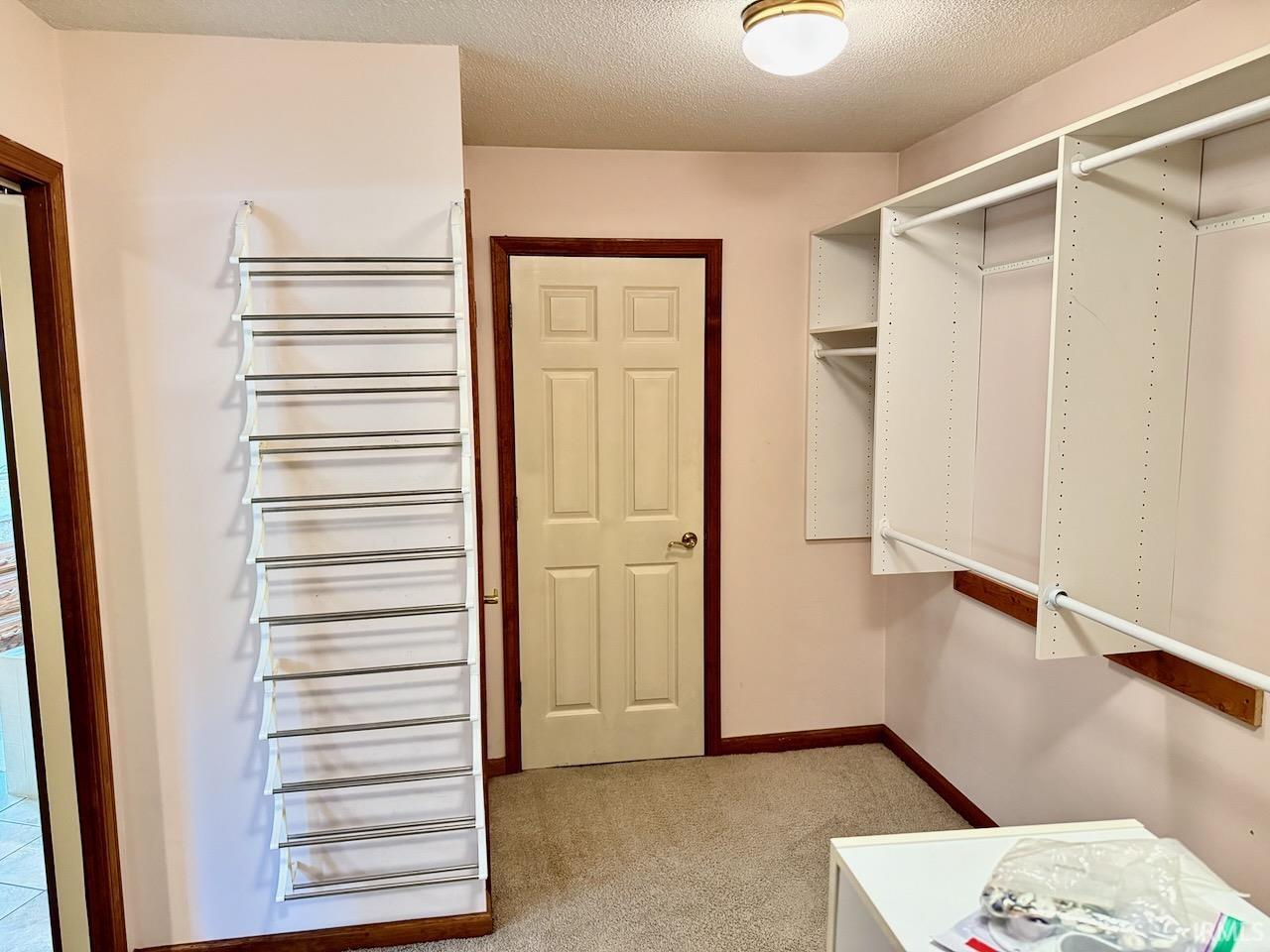 3901 W Allen Court
