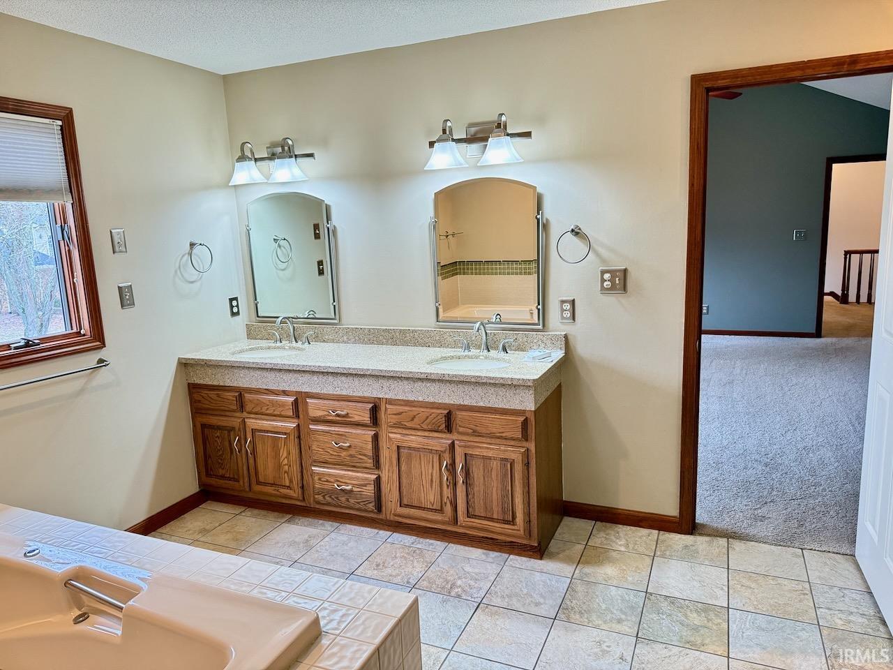 3901 W Allen Court