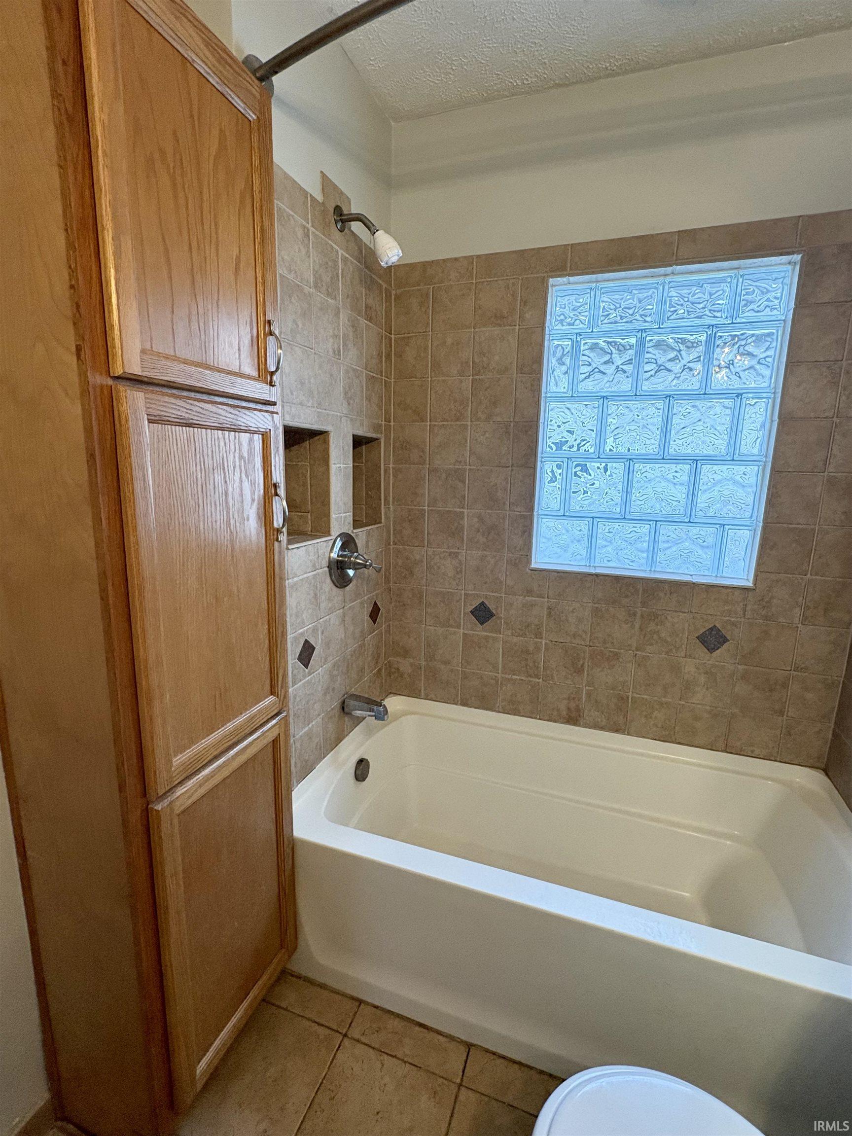 513 E Centennial Avenue